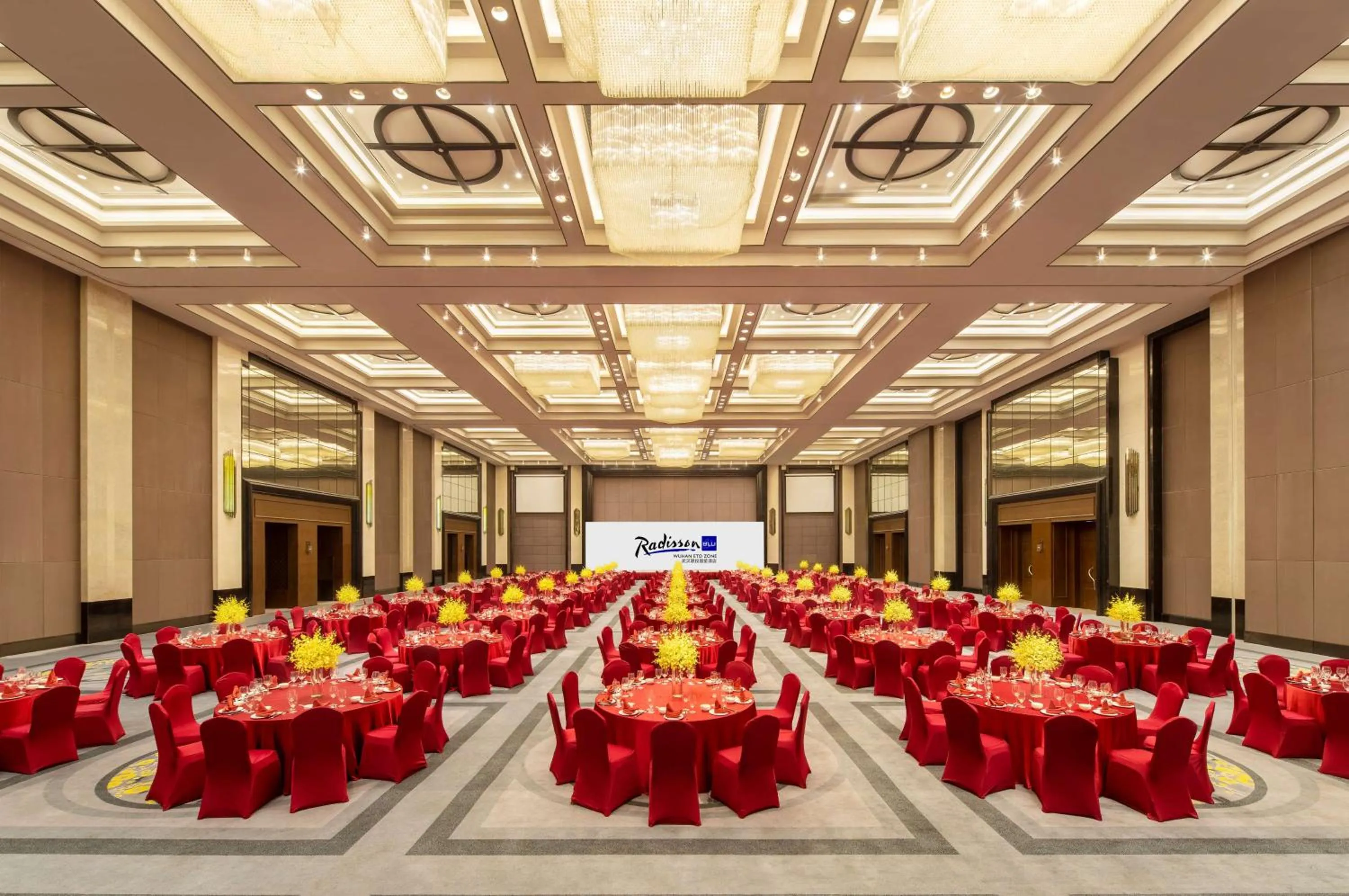 Banquet/Function facilities in Radisson Blu Hotel Wuhan ETD Zone