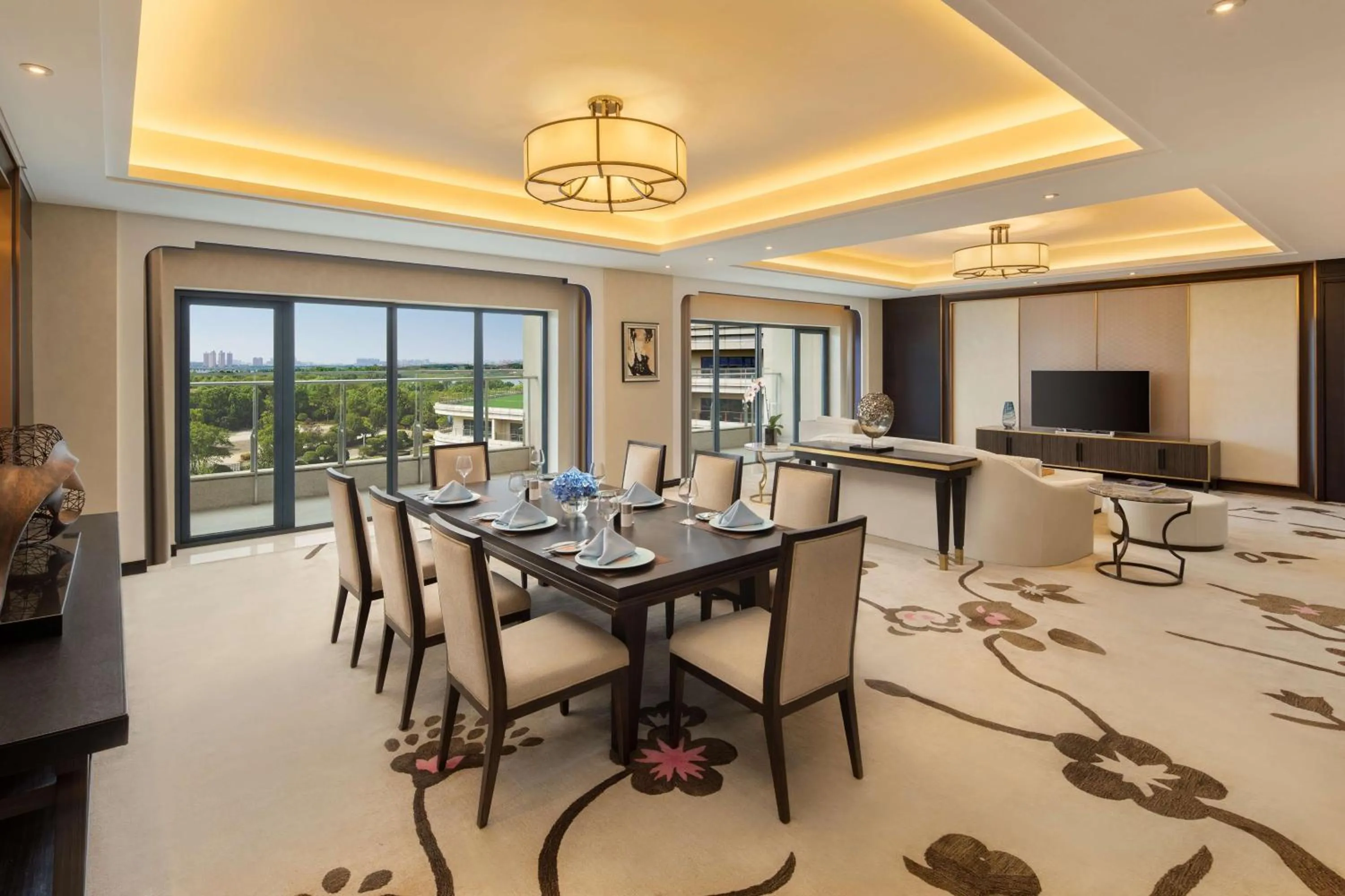 Photo of the whole room in Radisson Blu Hotel Wuhan ETD Zone