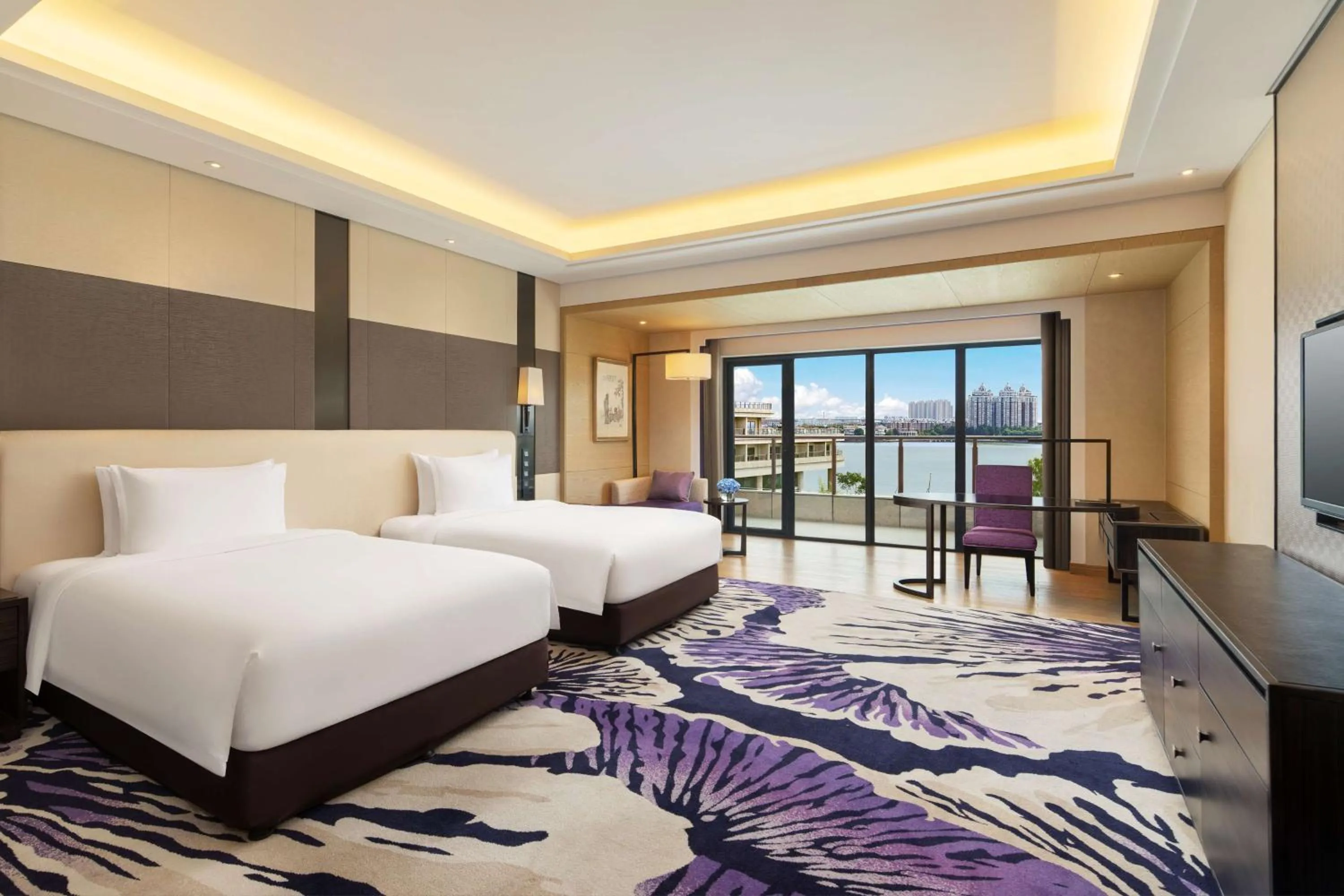 Bedroom in Radisson Blu Hotel Wuhan ETD Zone