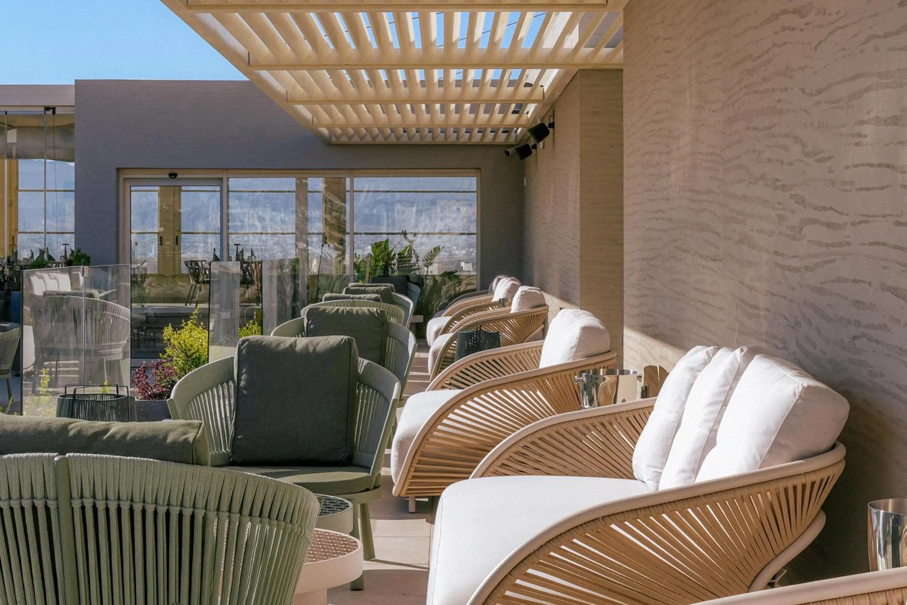 Lounge or bar in DoubleTree by Hilton Hotel Aqaba