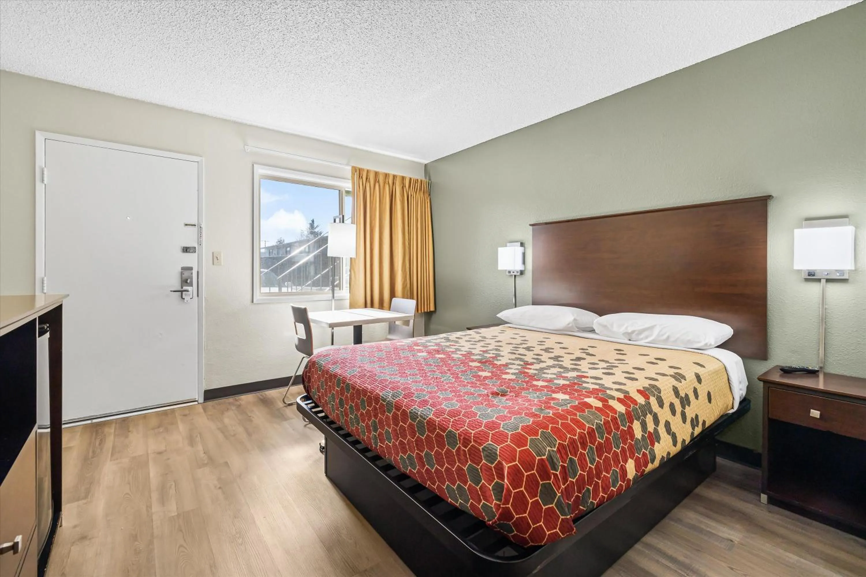 Bed in Bend Inn & Suites