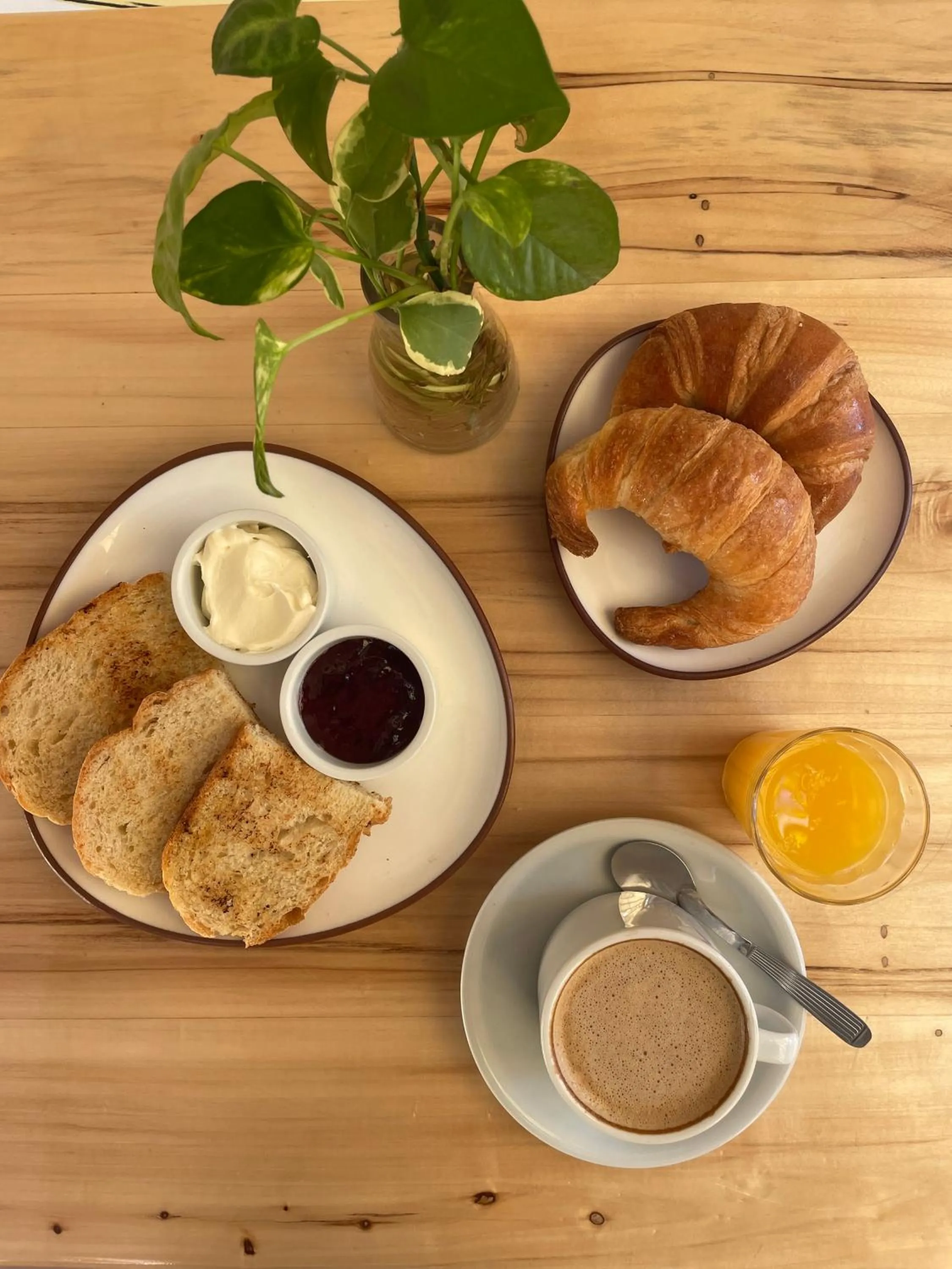 Breakfast in Hotel Xumec Mendoza Centro