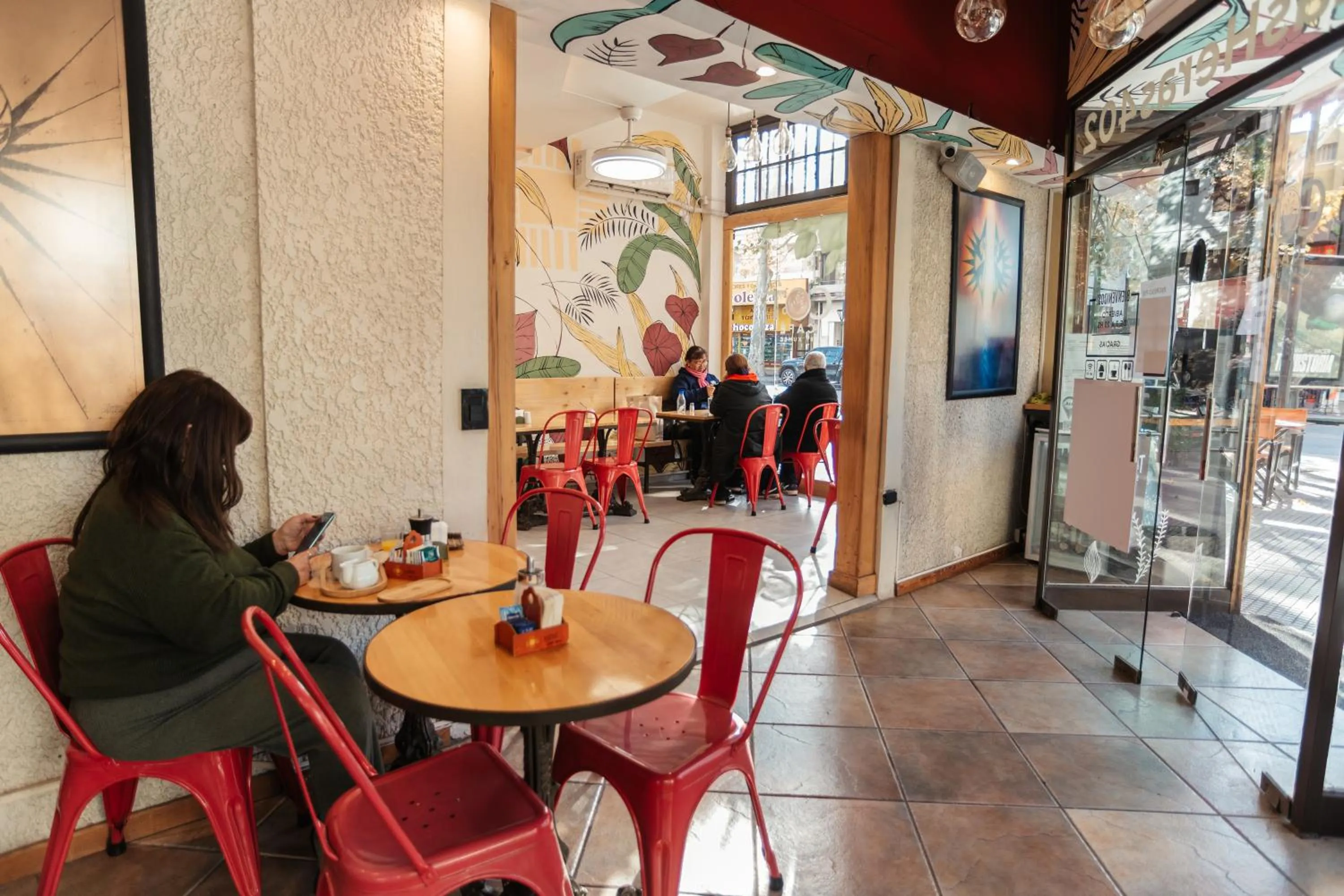 Restaurant/places to eat in Hotel Xumec Mendoza Centro