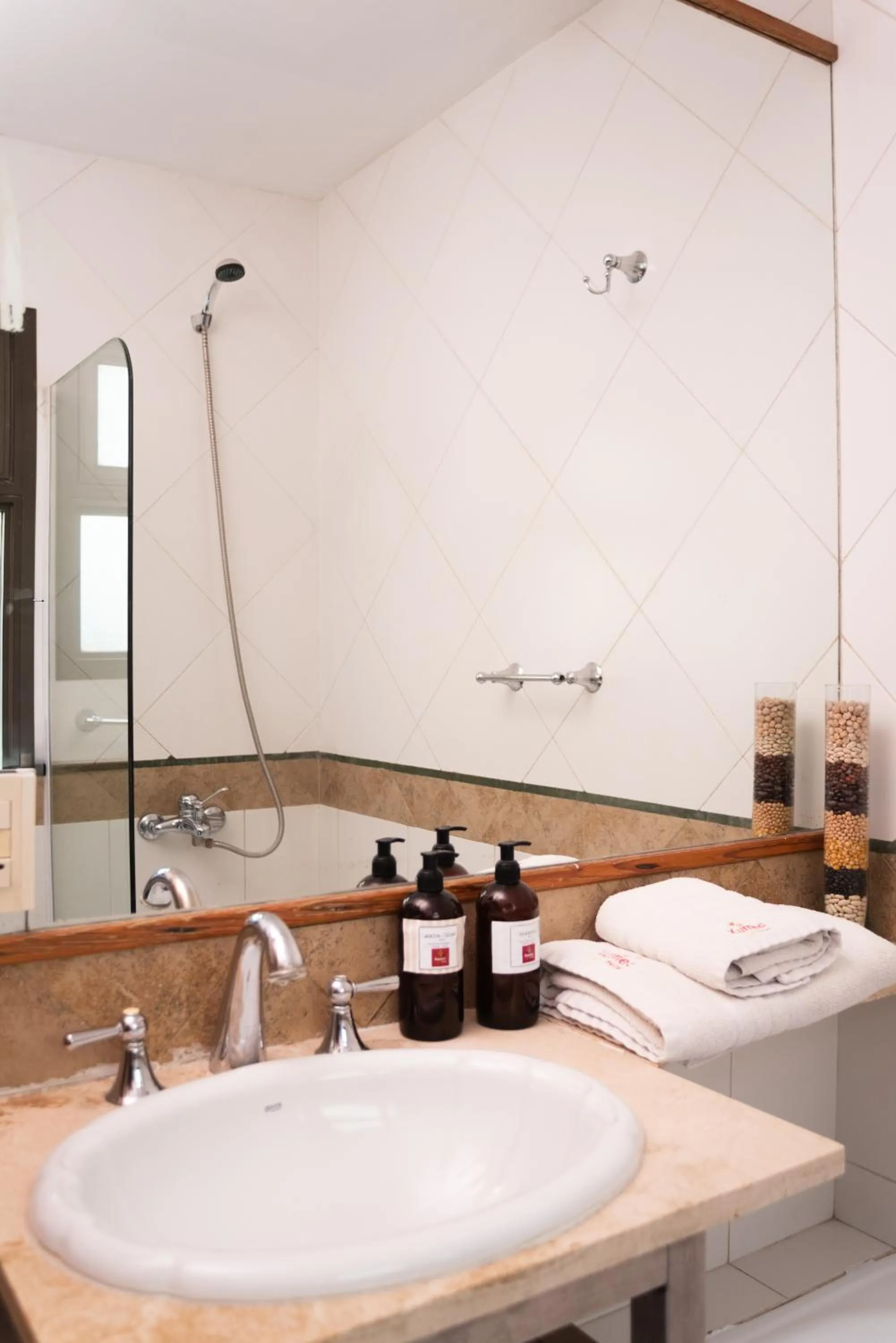 Bathroom in Hotel Xumec Mendoza Centro