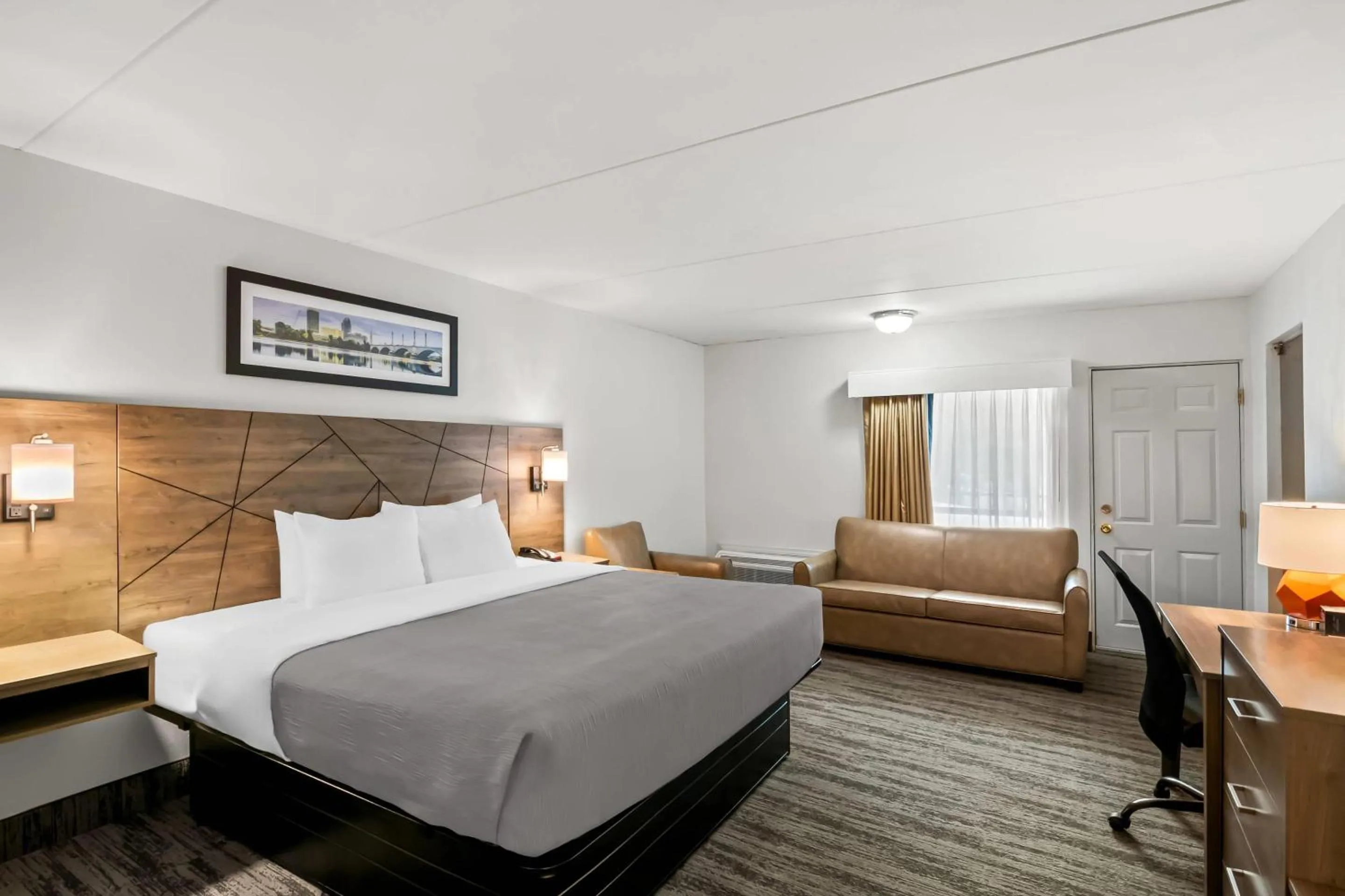 Bedroom, Bed in Quality Inn Westfield - Springfield