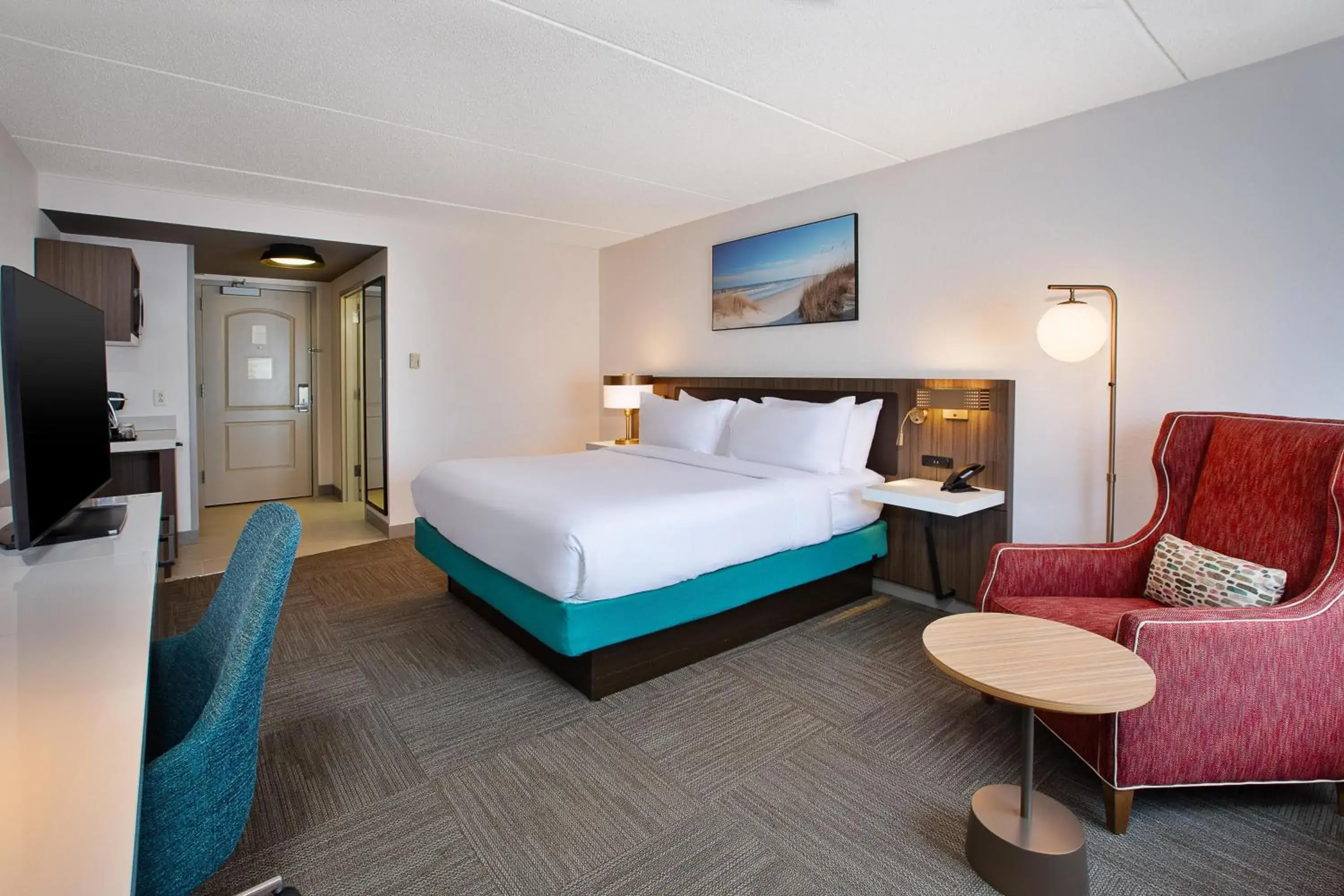 One-Bedroom King Suite with Roll-in Shower - Mobility Accessible in Hilton Garden Inn Chesapeake Greenbrier One-Bedroom King Suite with Roll-in Shower - Mobility Accessible in Hilton Garden Inn Chesapeake Greenbrier