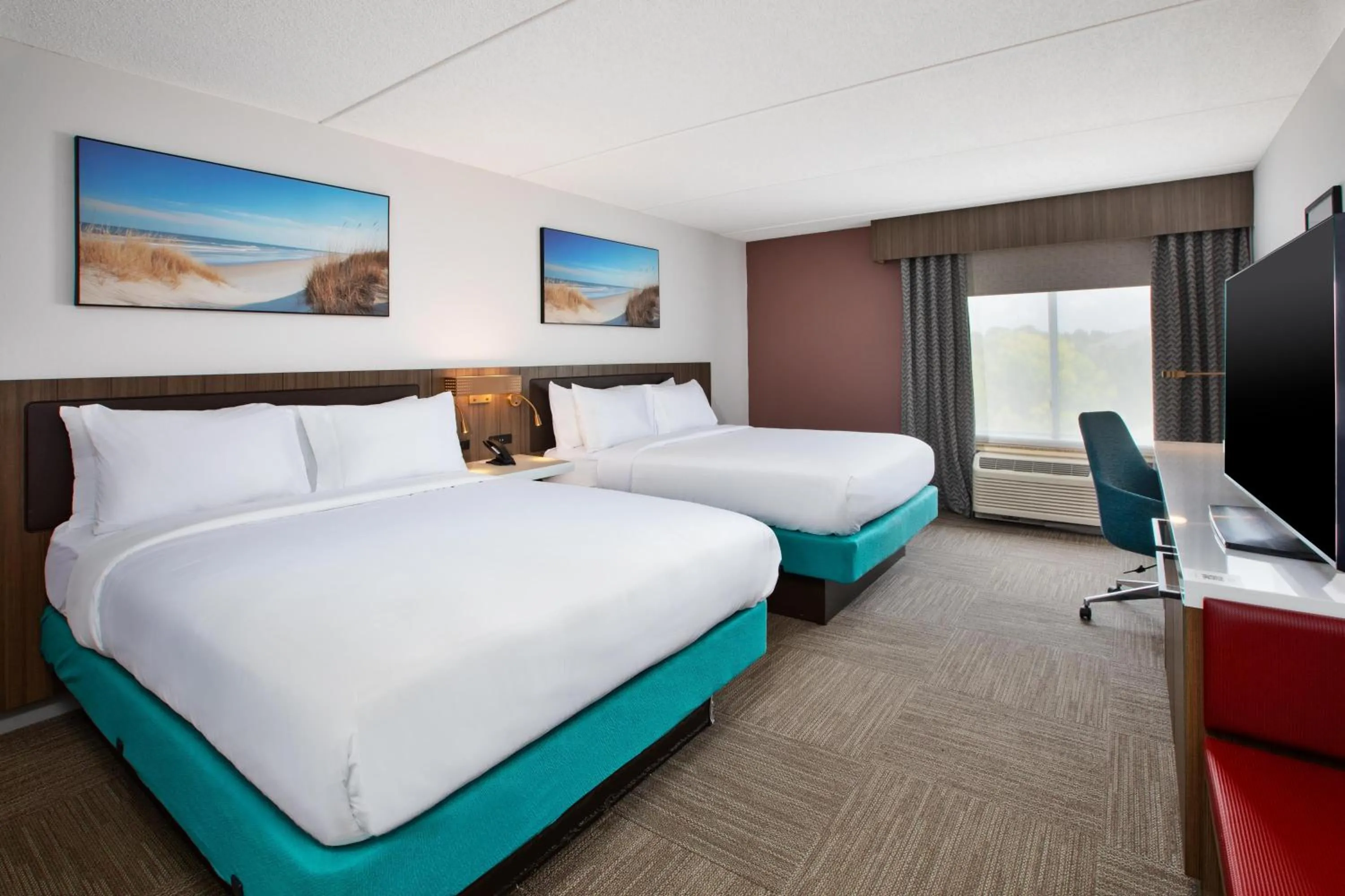 Bed in Hilton Garden Inn Chesapeake Greenbrier