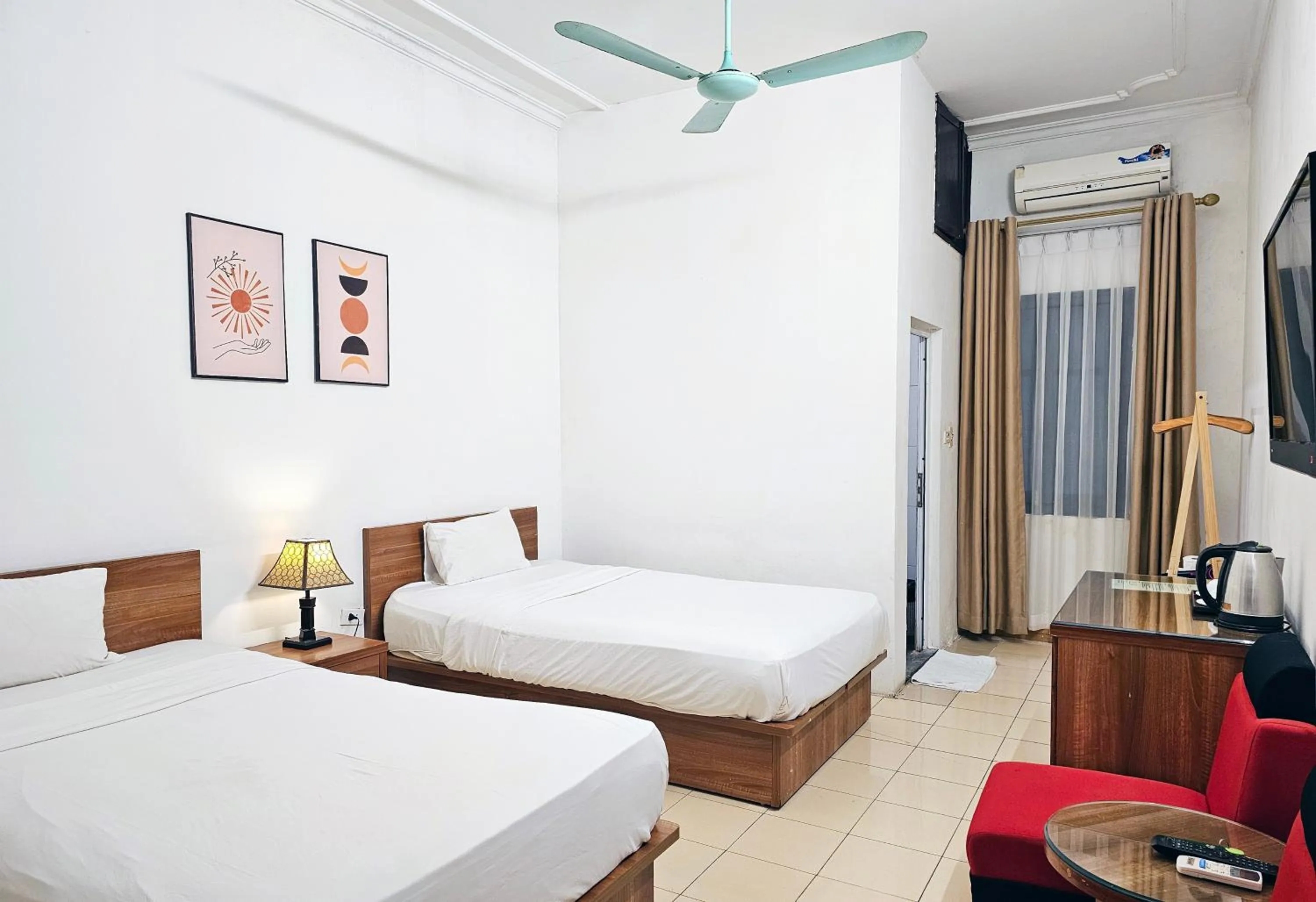 Bed in Especen Hotel