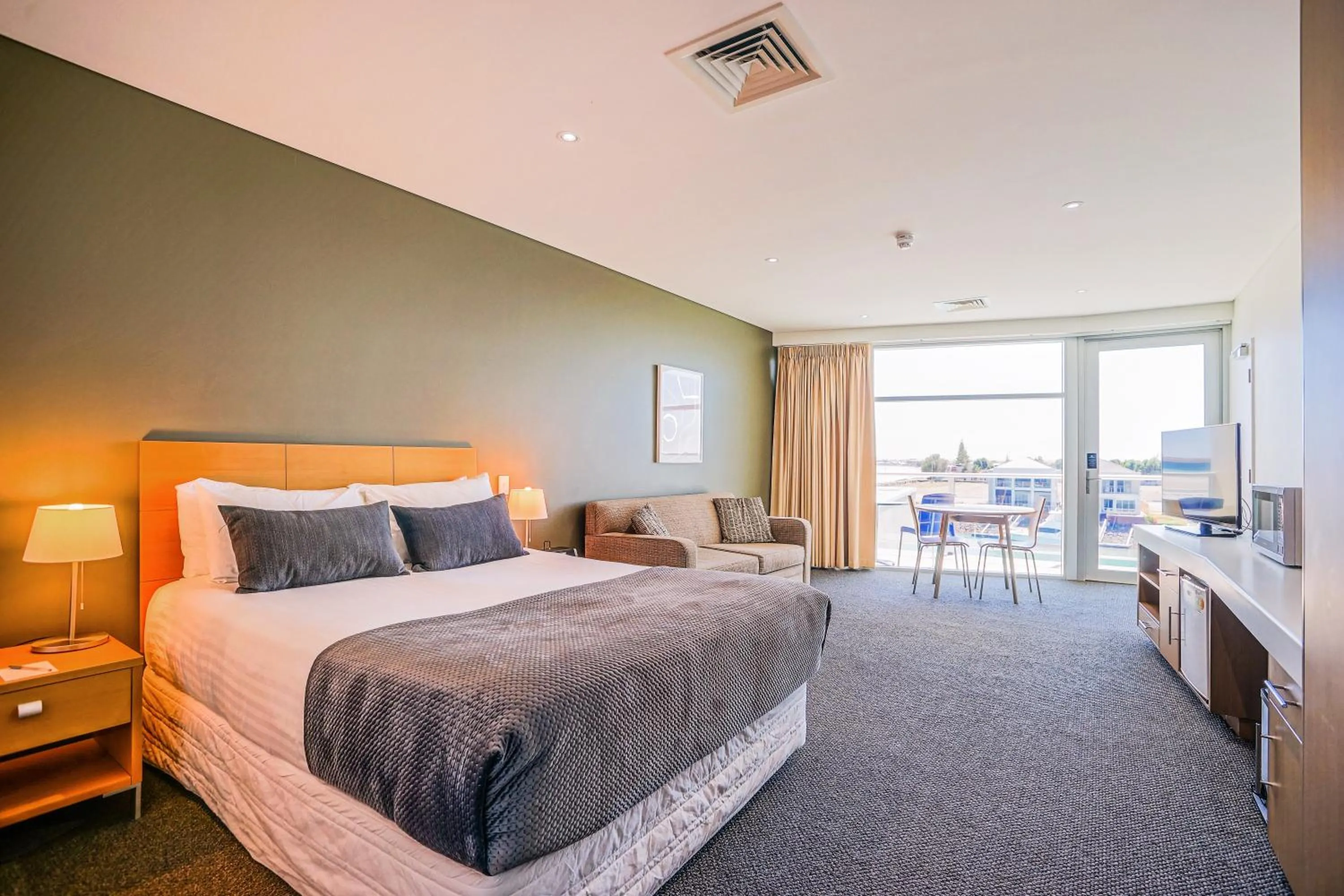 Bed in Wallaroo Marina Apartments