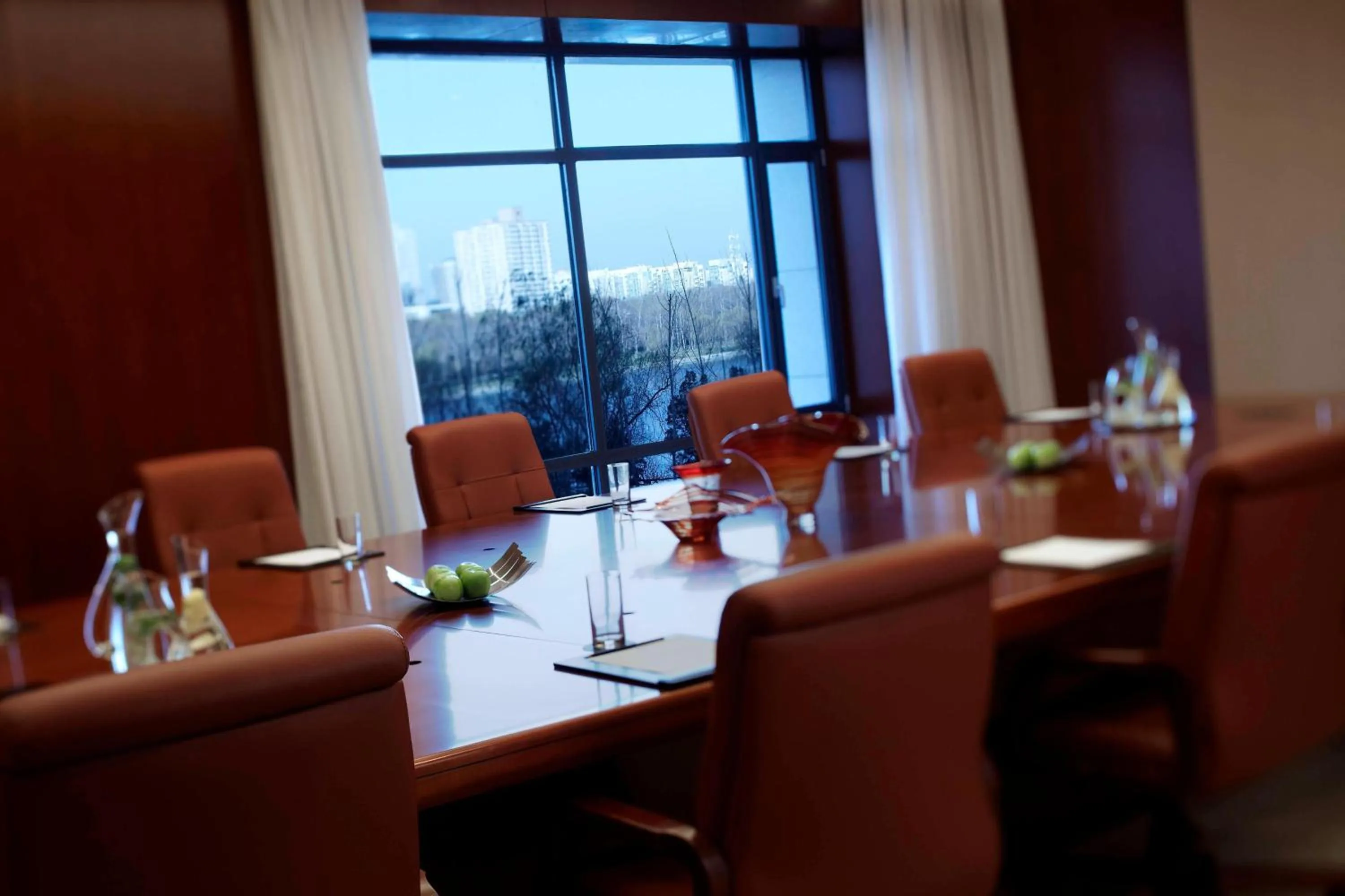 Meeting/conference room in Marriott Executive Apartment Tianjin Lakeview