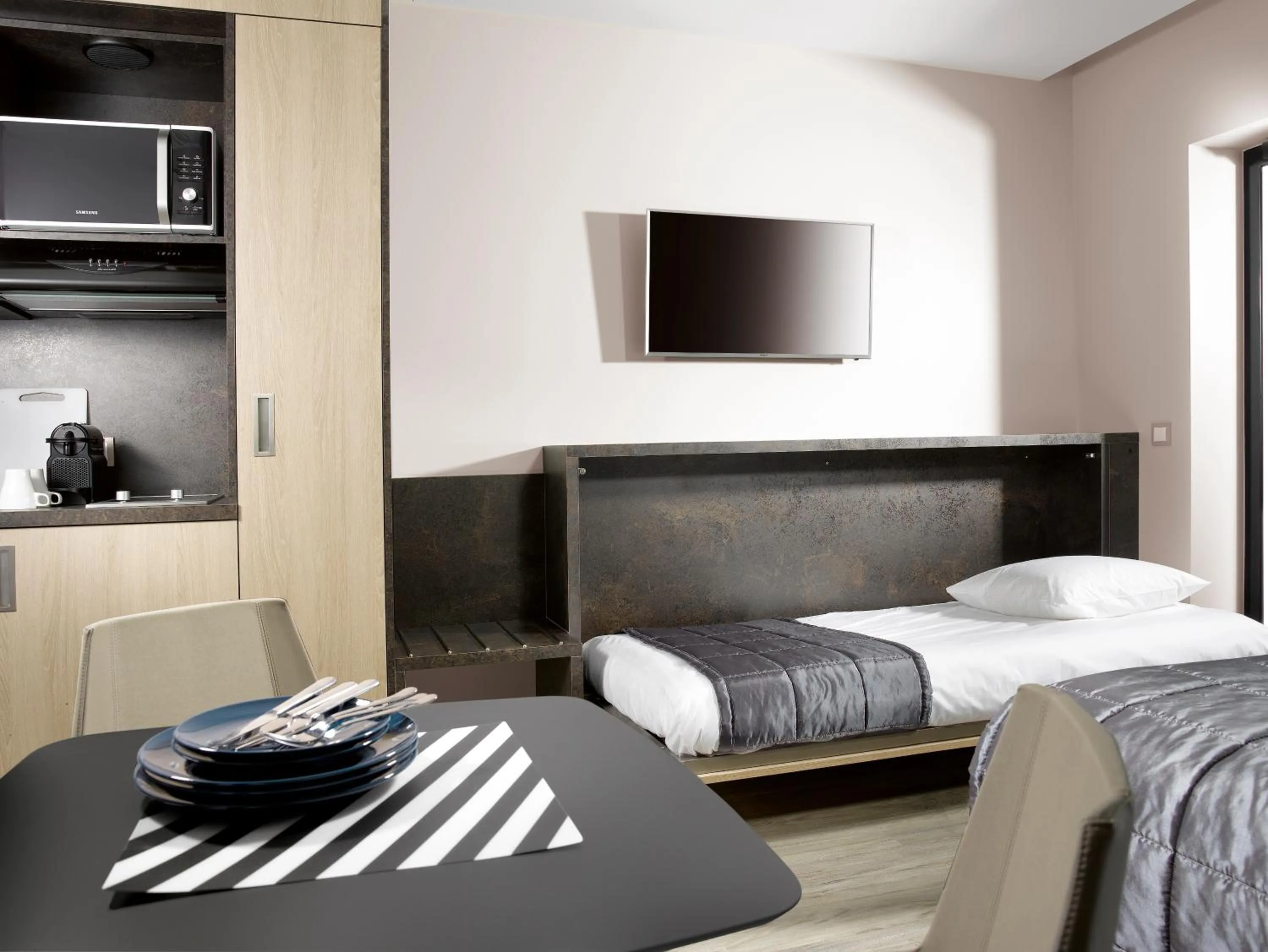 Coffee/tea facilities, Bed in One Loft Appart