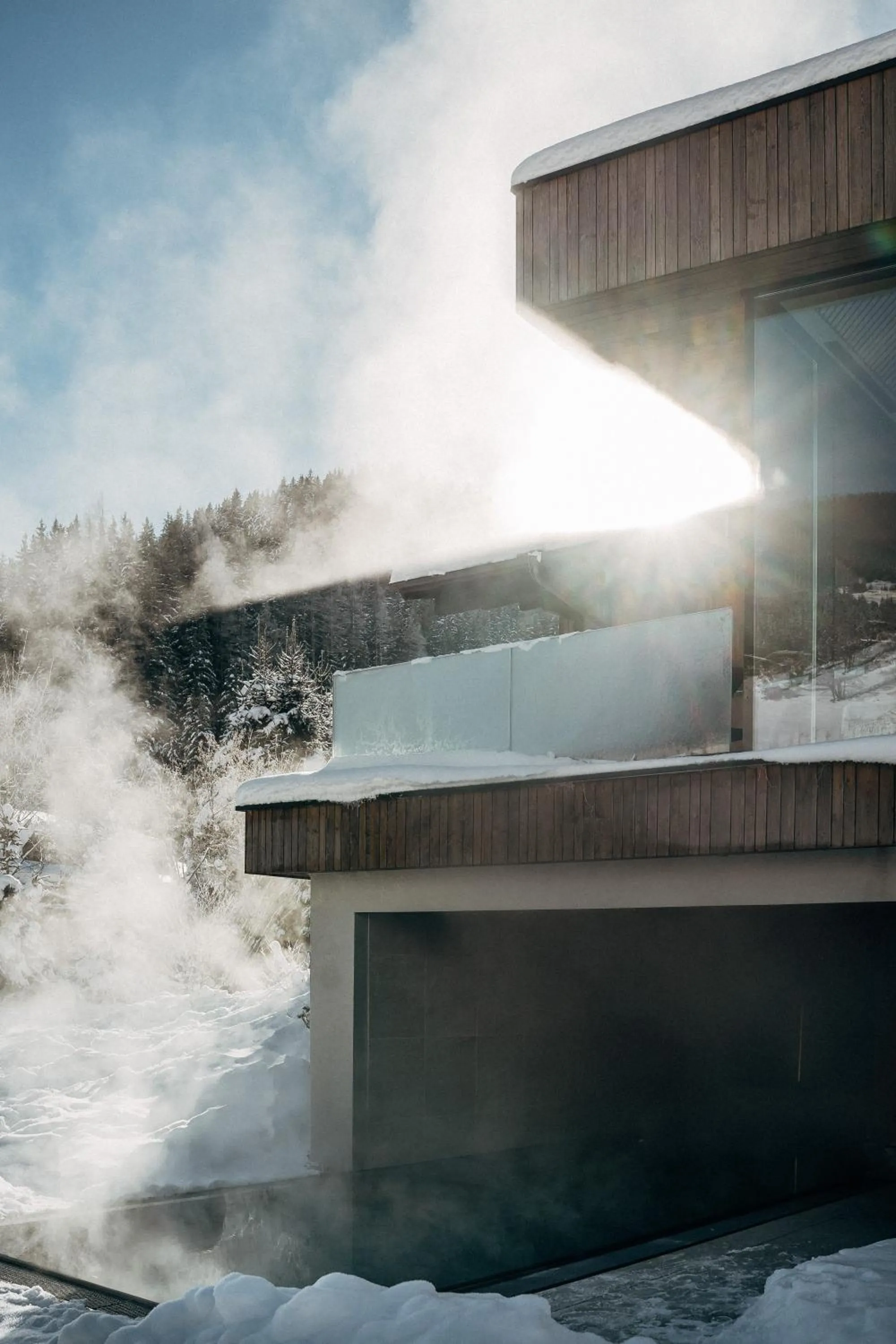 Pool view in Haus Jausern