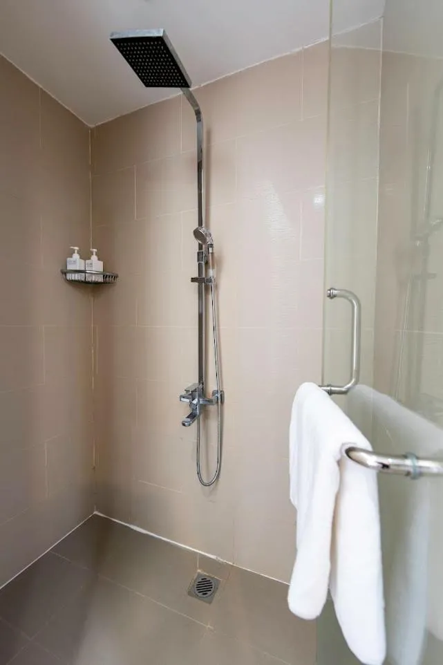 Clean & Quiet Villa - The Point Resort