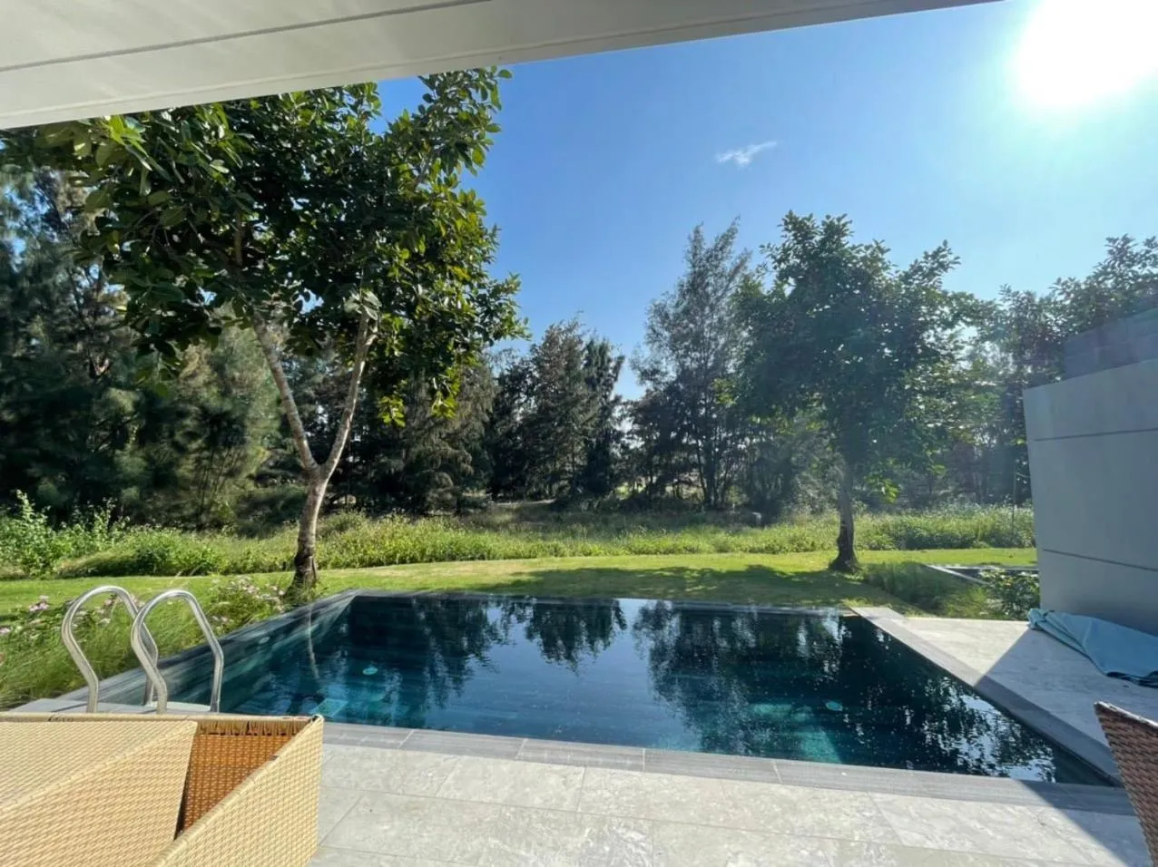Natural landscape in Clean & Quiet Villa - The Point Resort