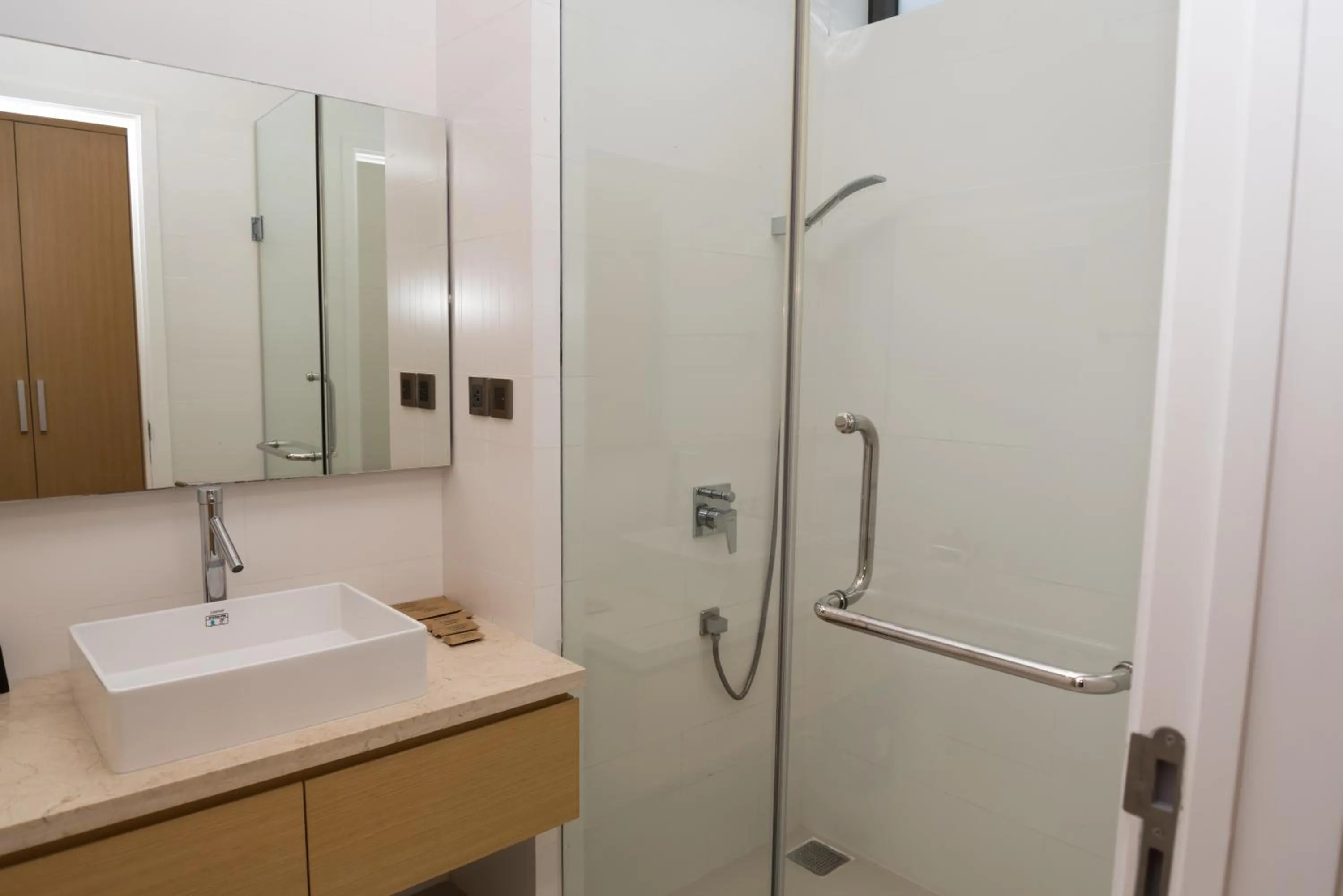 Bathroom in Clean & Quiet Villa - The Point Resort