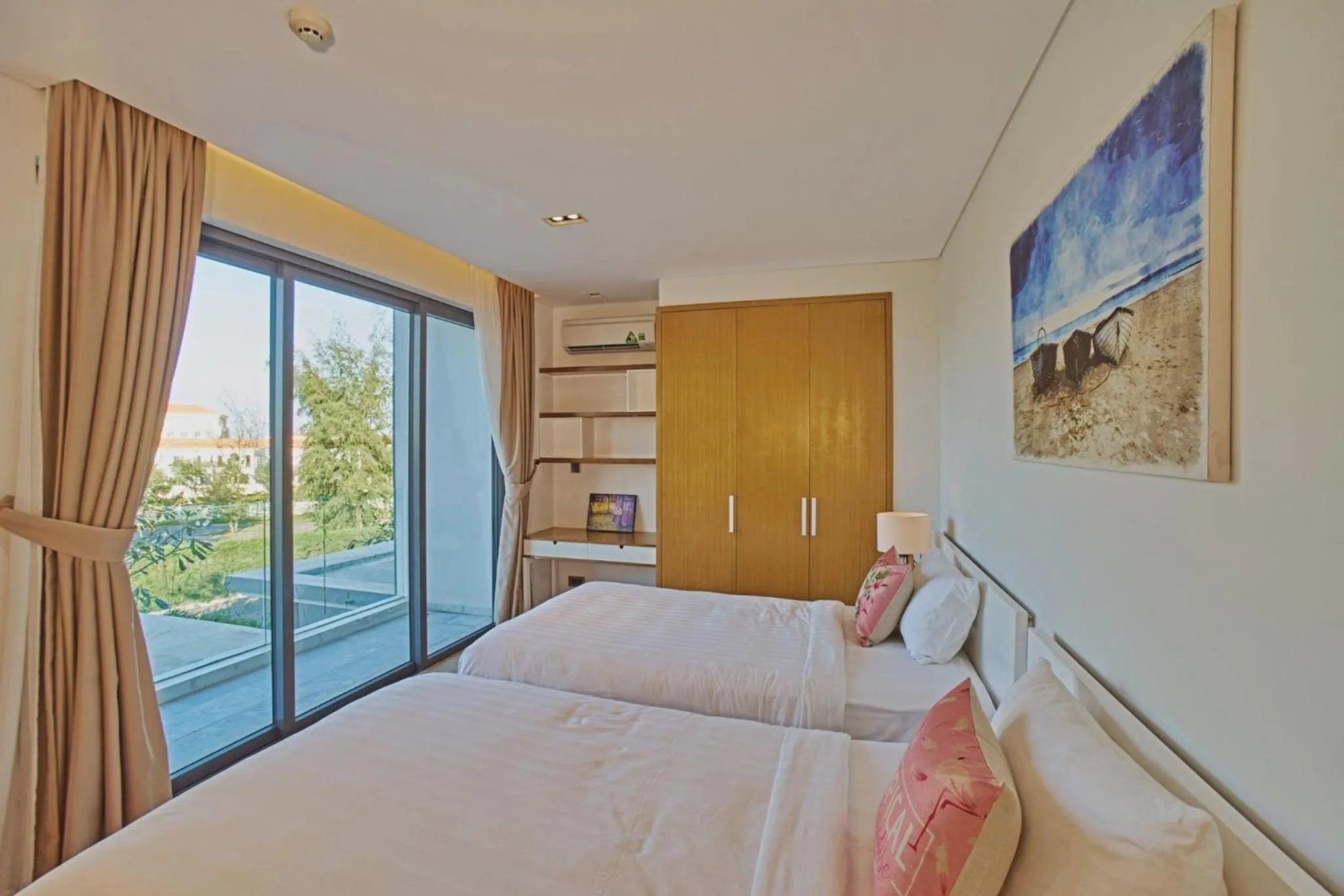 Bed in Clean & Quiet Villa - The Point Resort
