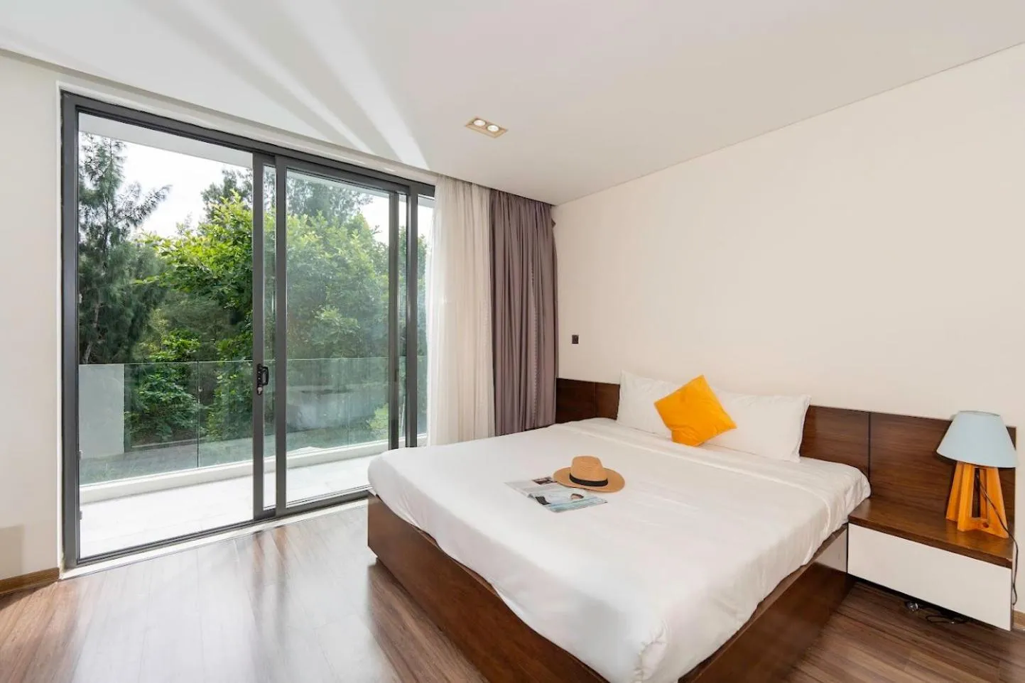 Bed in Clean & Quiet Villa - The Point Resort