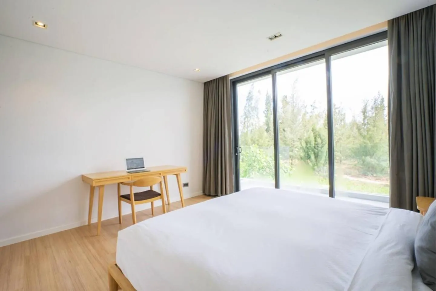 Bed in Clean & Quiet Villa - The Point Resort