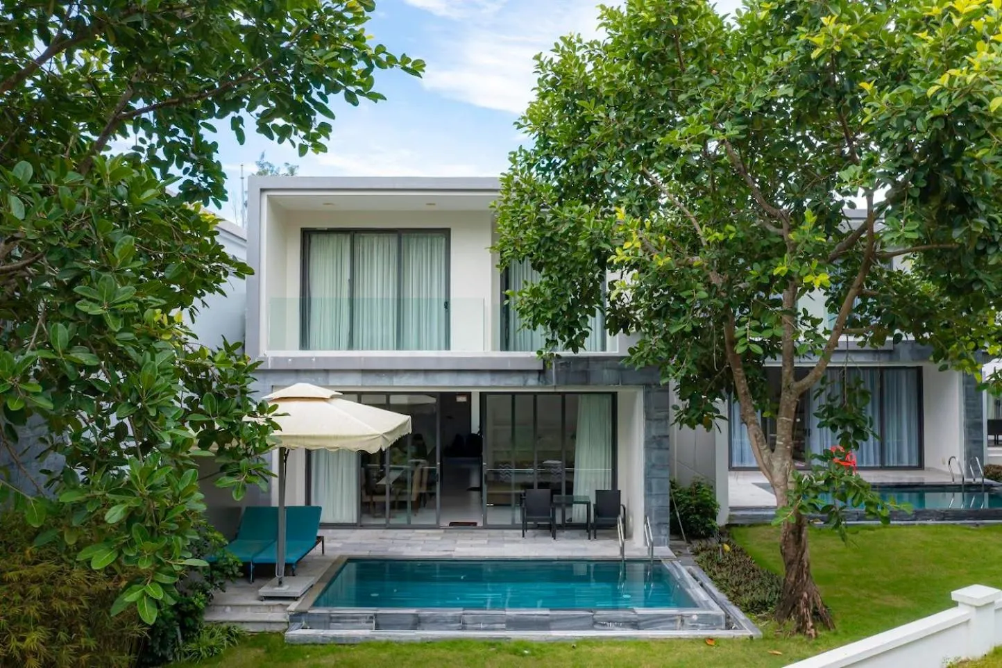 Clean & Quiet Villa - The Point Resort