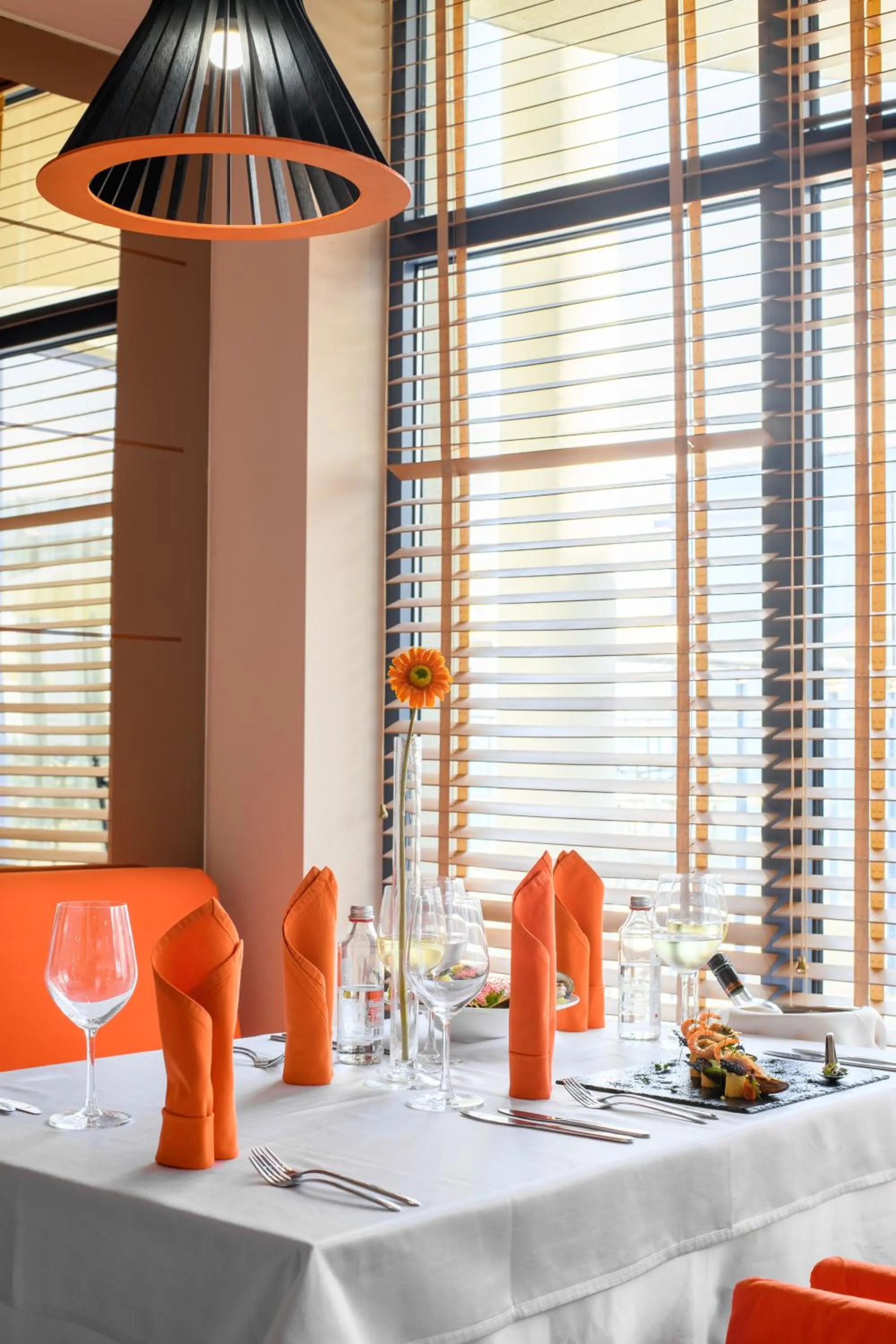 Restaurant/places to eat in Azalia Beach Hotel Balneo & SPA