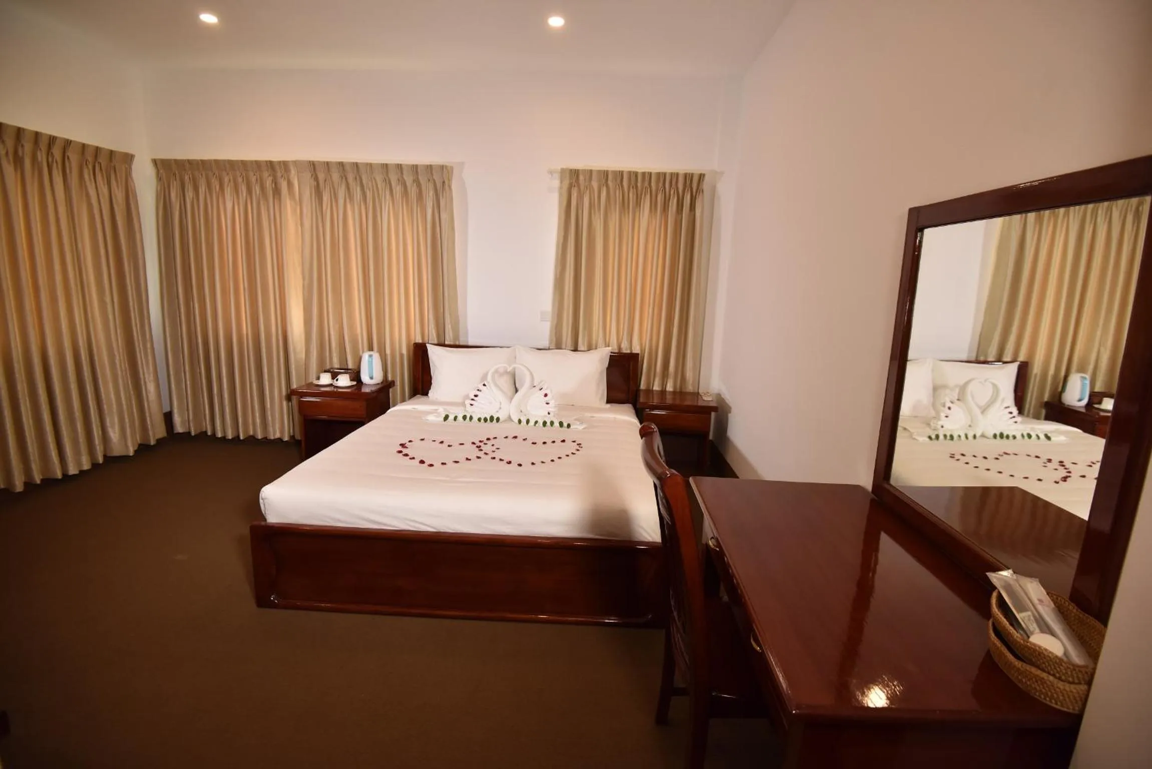 Bedroom in Virtue Highland Hotel