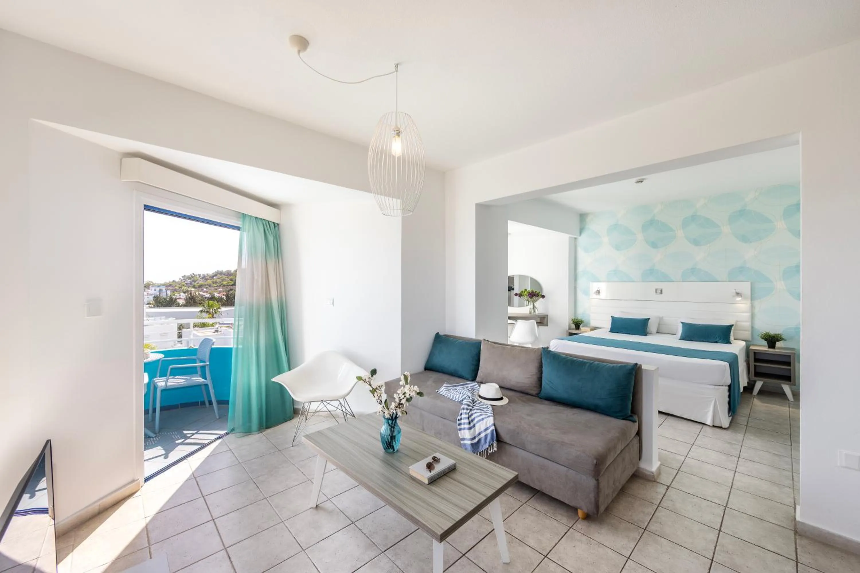 Seating area in Lantiana Gardens ApartHotel