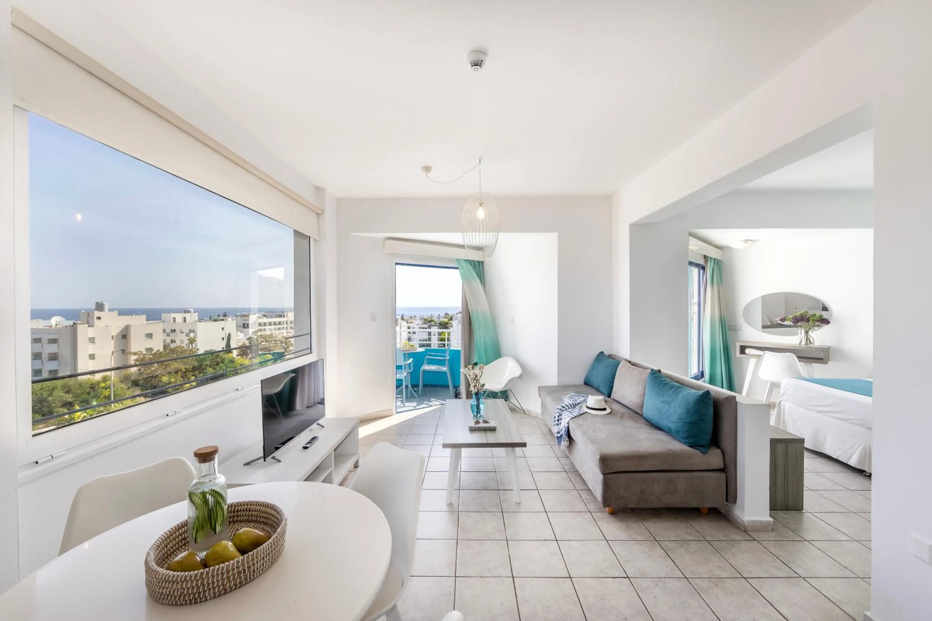 Seating area in Lantiana Gardens ApartHotel