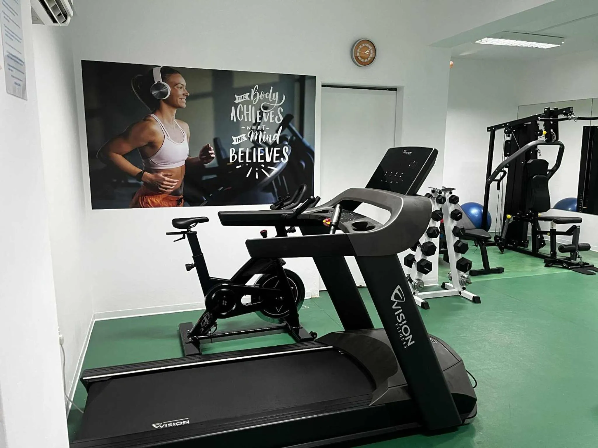 Fitness centre/facilities in Lantiana Gardens ApartHotel