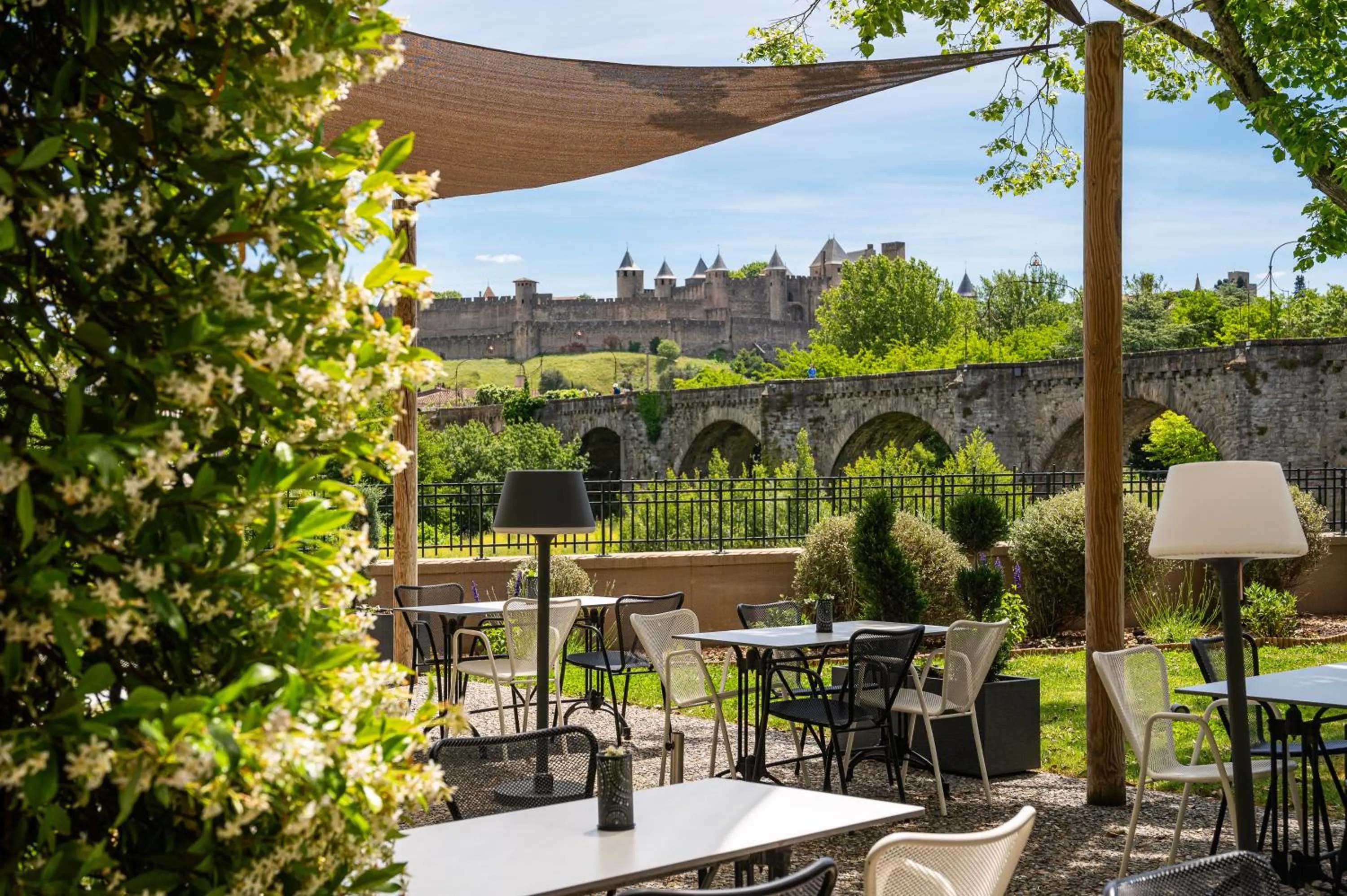 Patio in Hotel du Roi & Spa by SOWELL COLLECTION