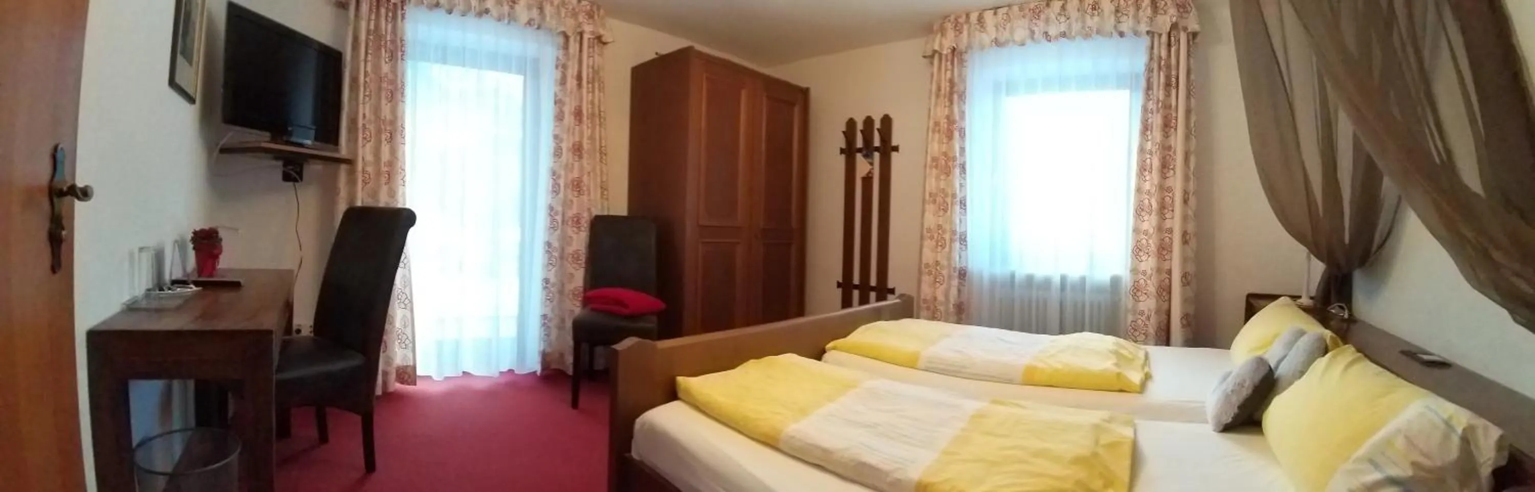 Bed in Tourist Hotel Boehm
