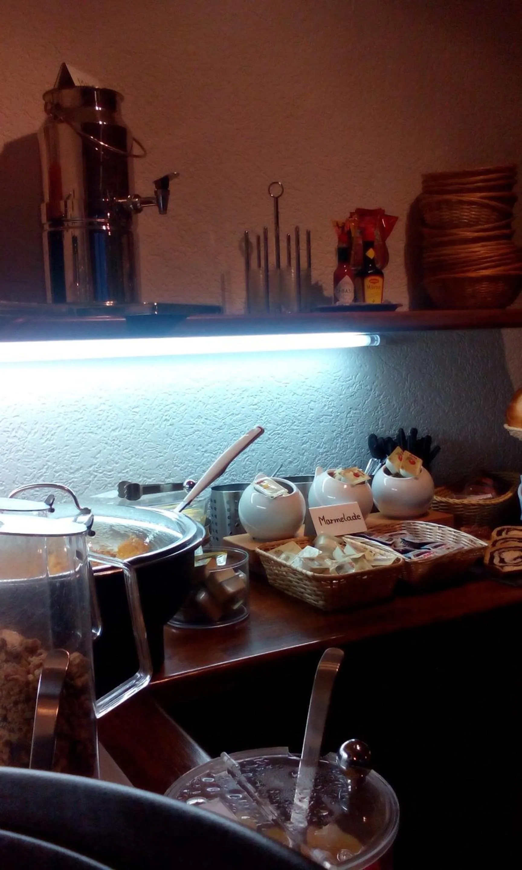 Restaurant/places to eat in Tourist Hotel Boehm