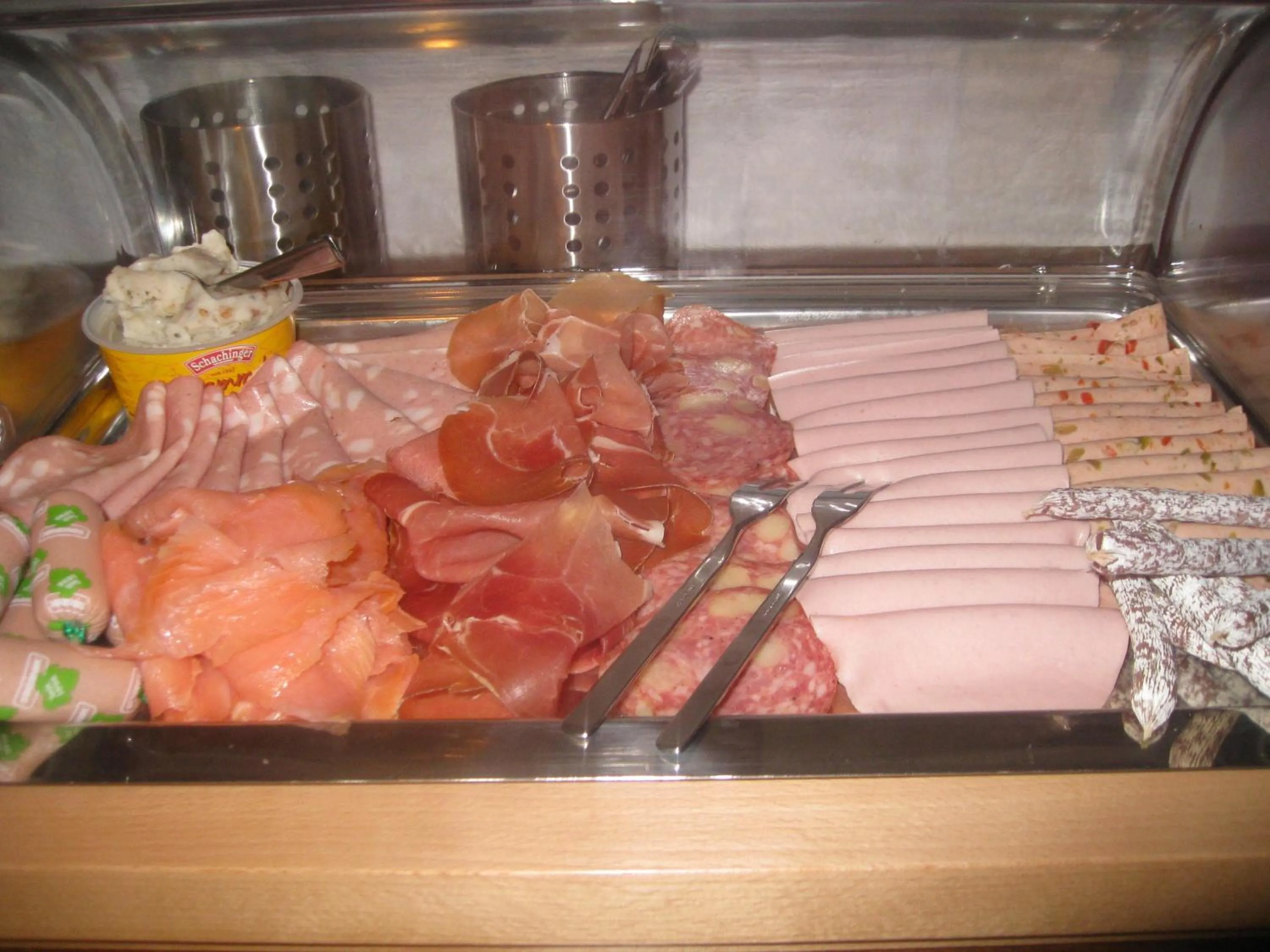 Food and drinks in Tourist Hotel Boehm