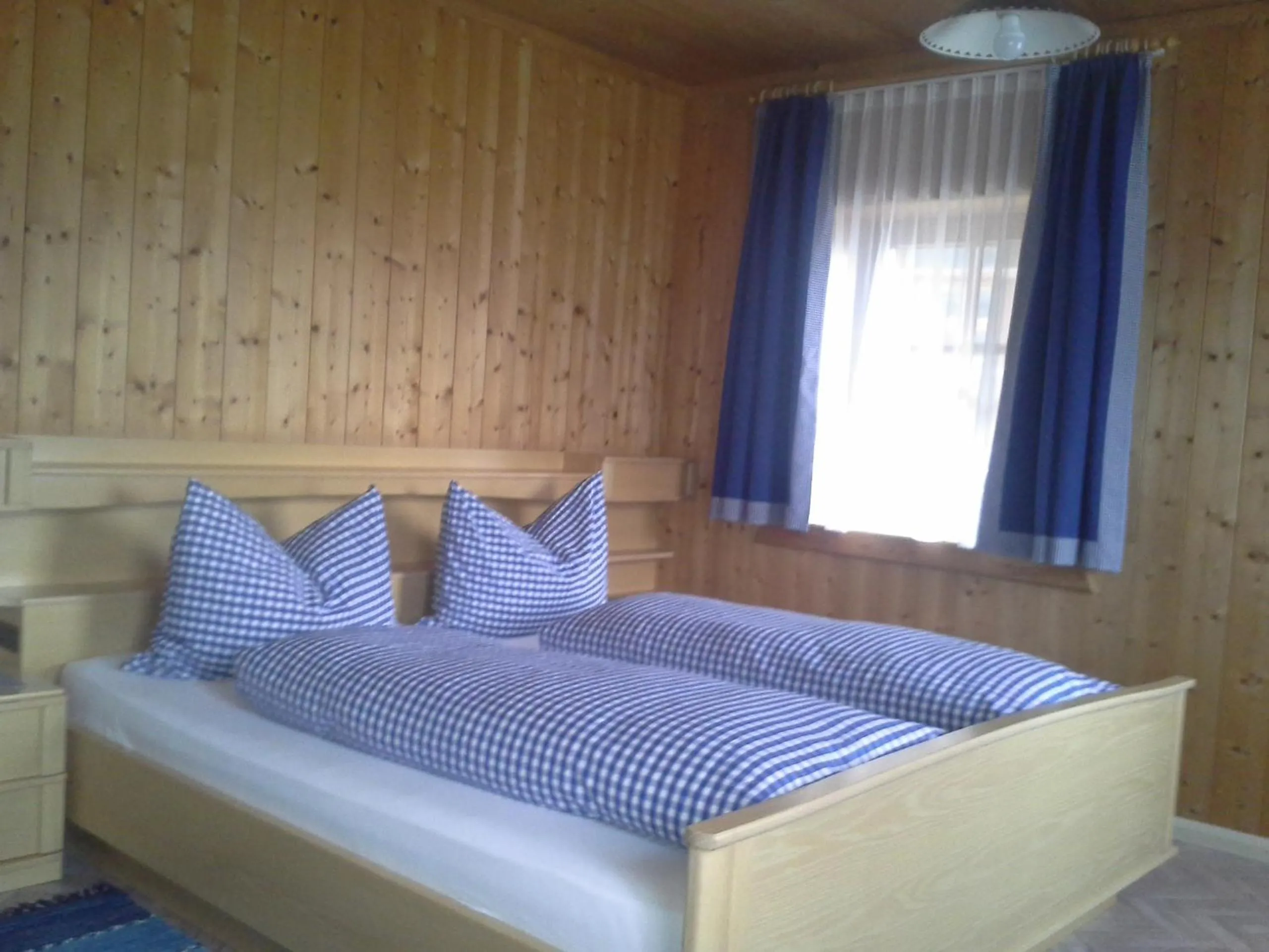 Bedroom, Bed in Berggasthaus Agritur Moserhof