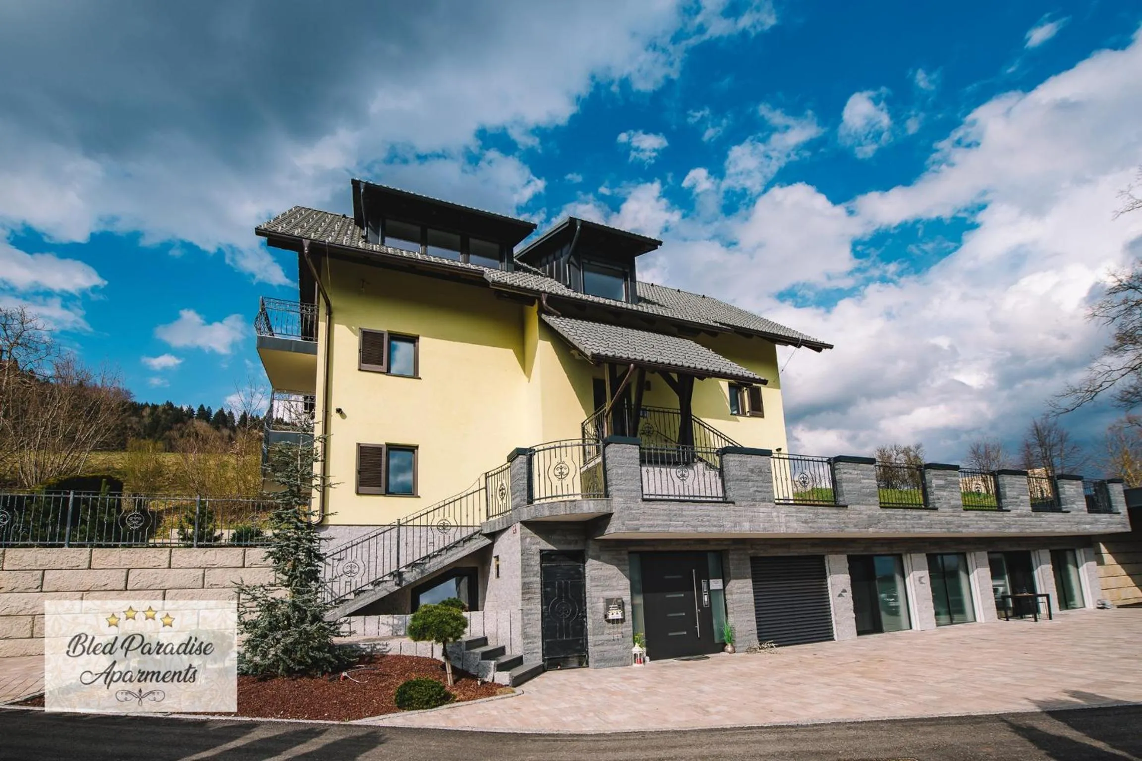 Property building in Bled Paradise Apartments