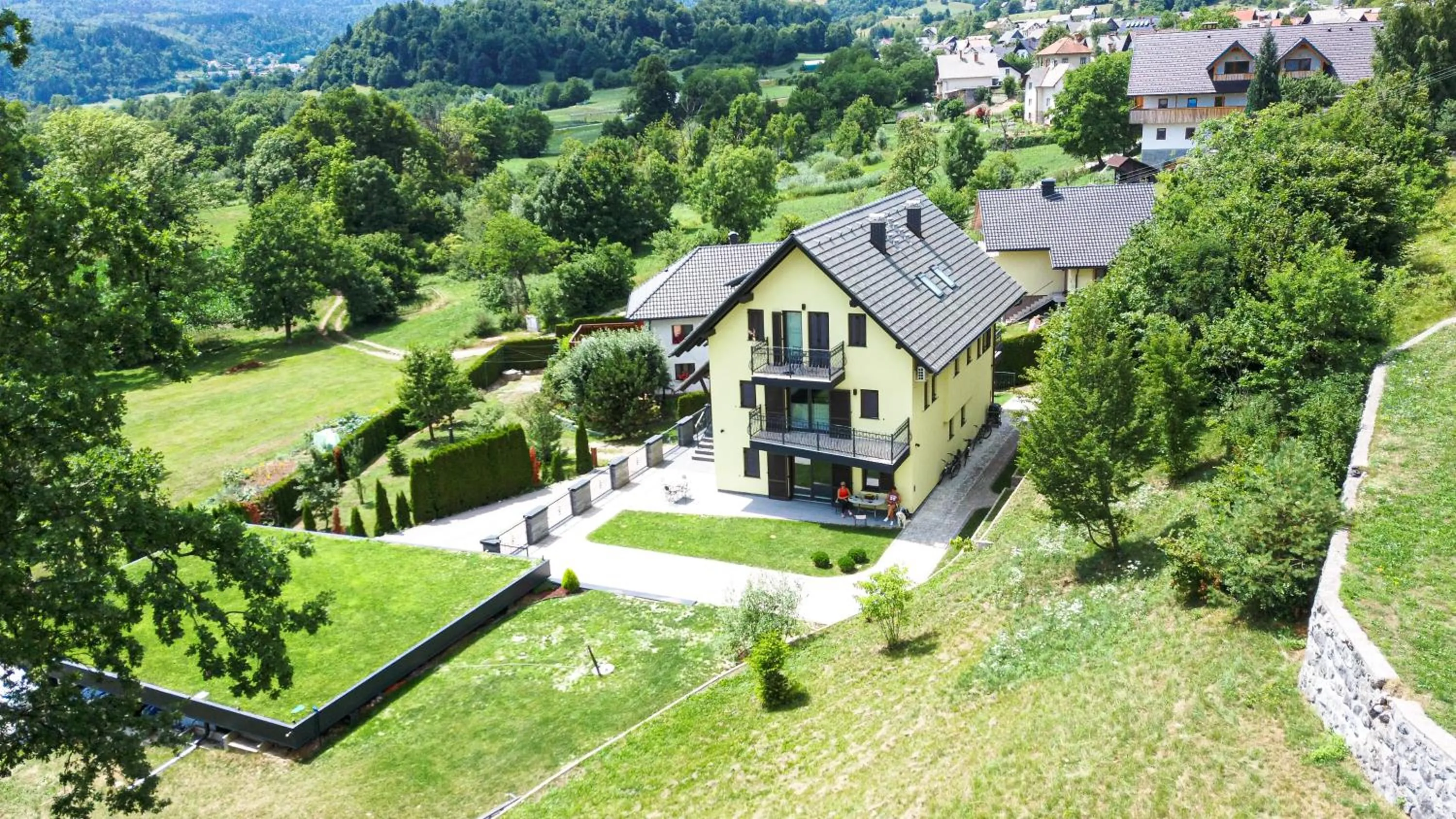 Property building in Bled Paradise Apartments