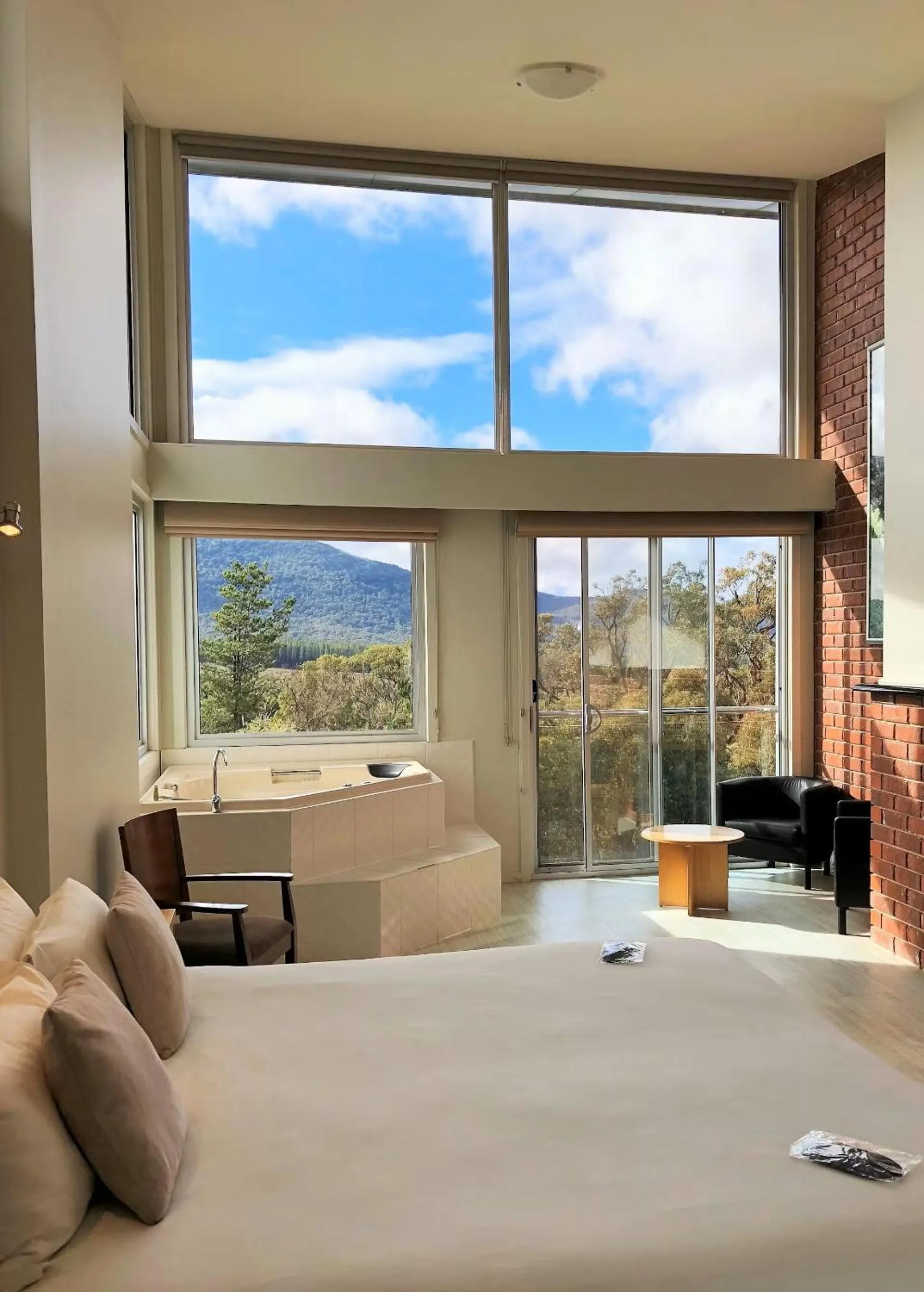 Macedon Ranges Hotel & Spa