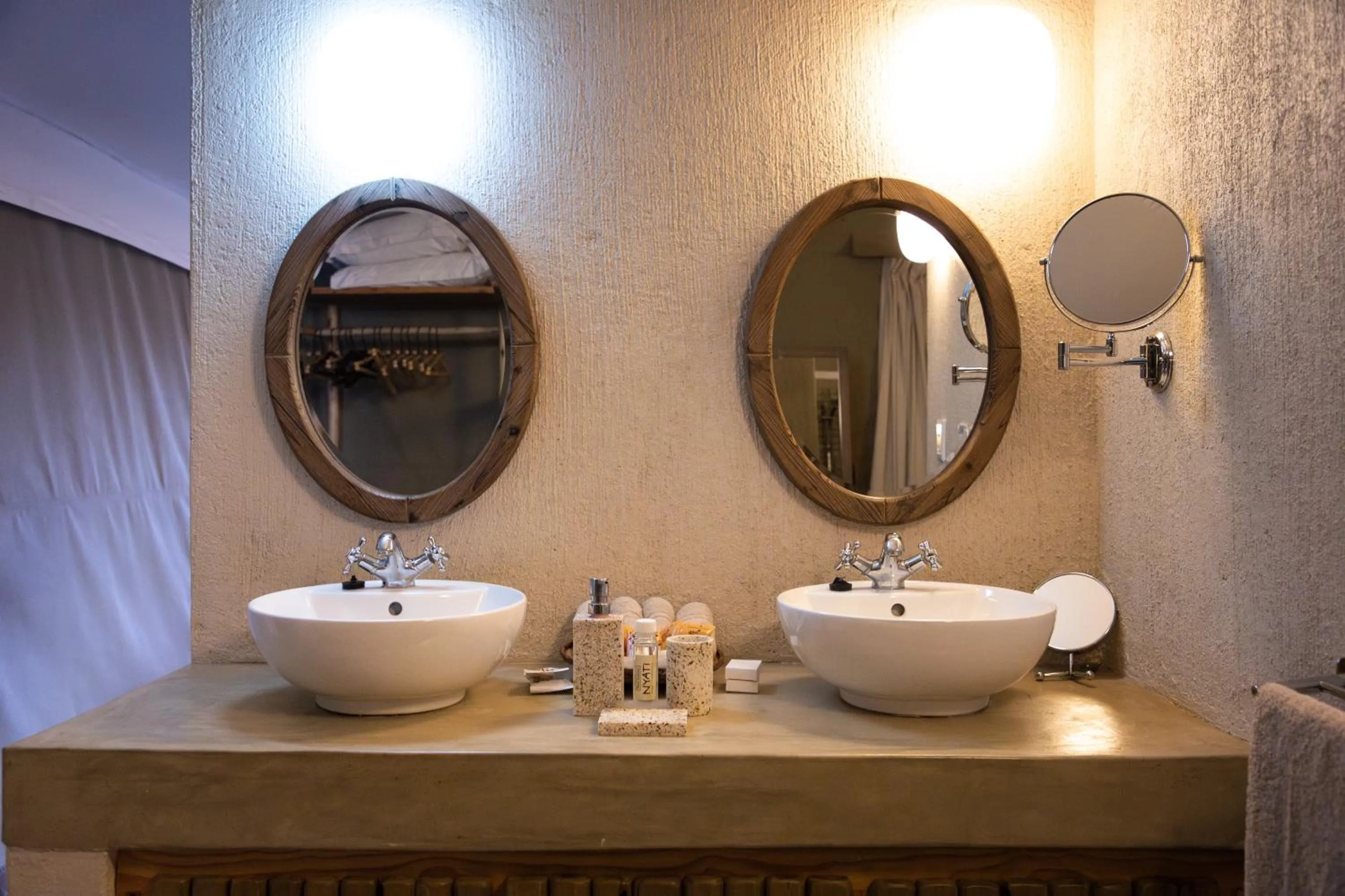 Bathroom in Nyati Safari Lodge
