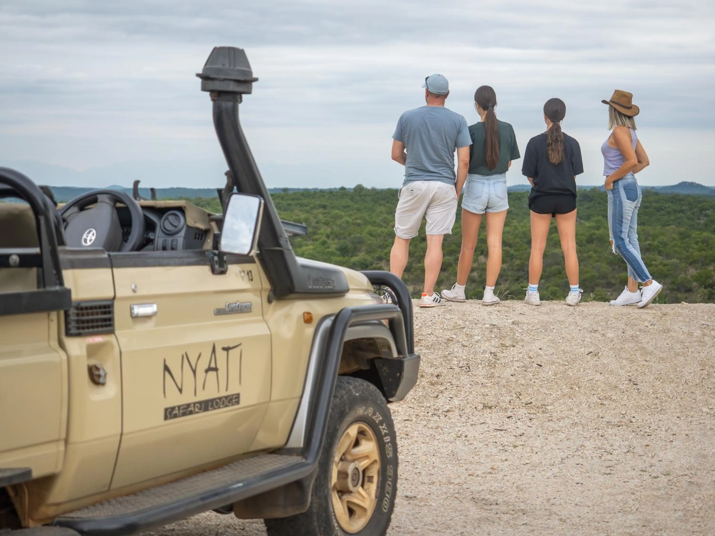 Day in Nyati Safari Lodge