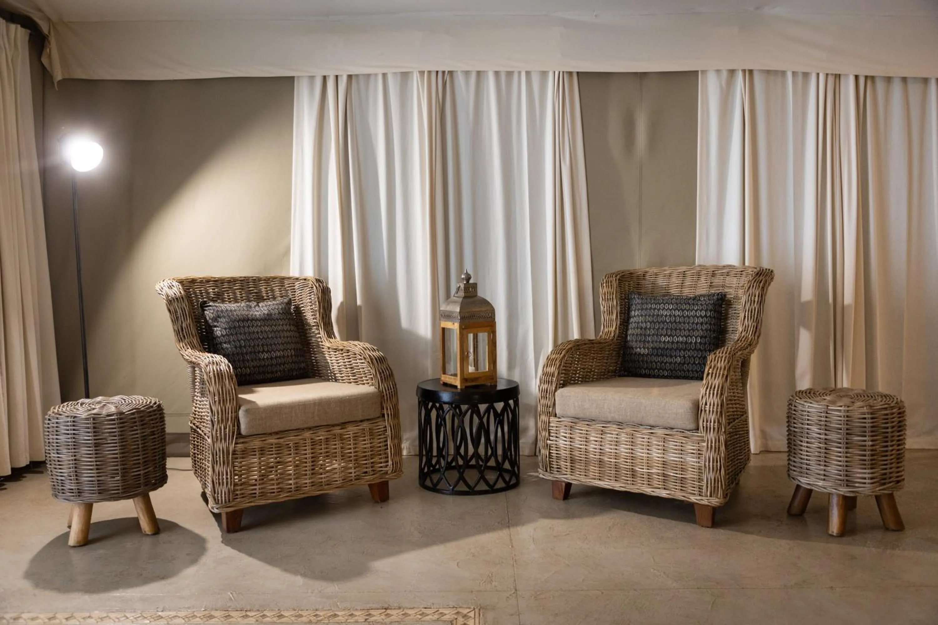 Living room in Nyati Safari Lodge