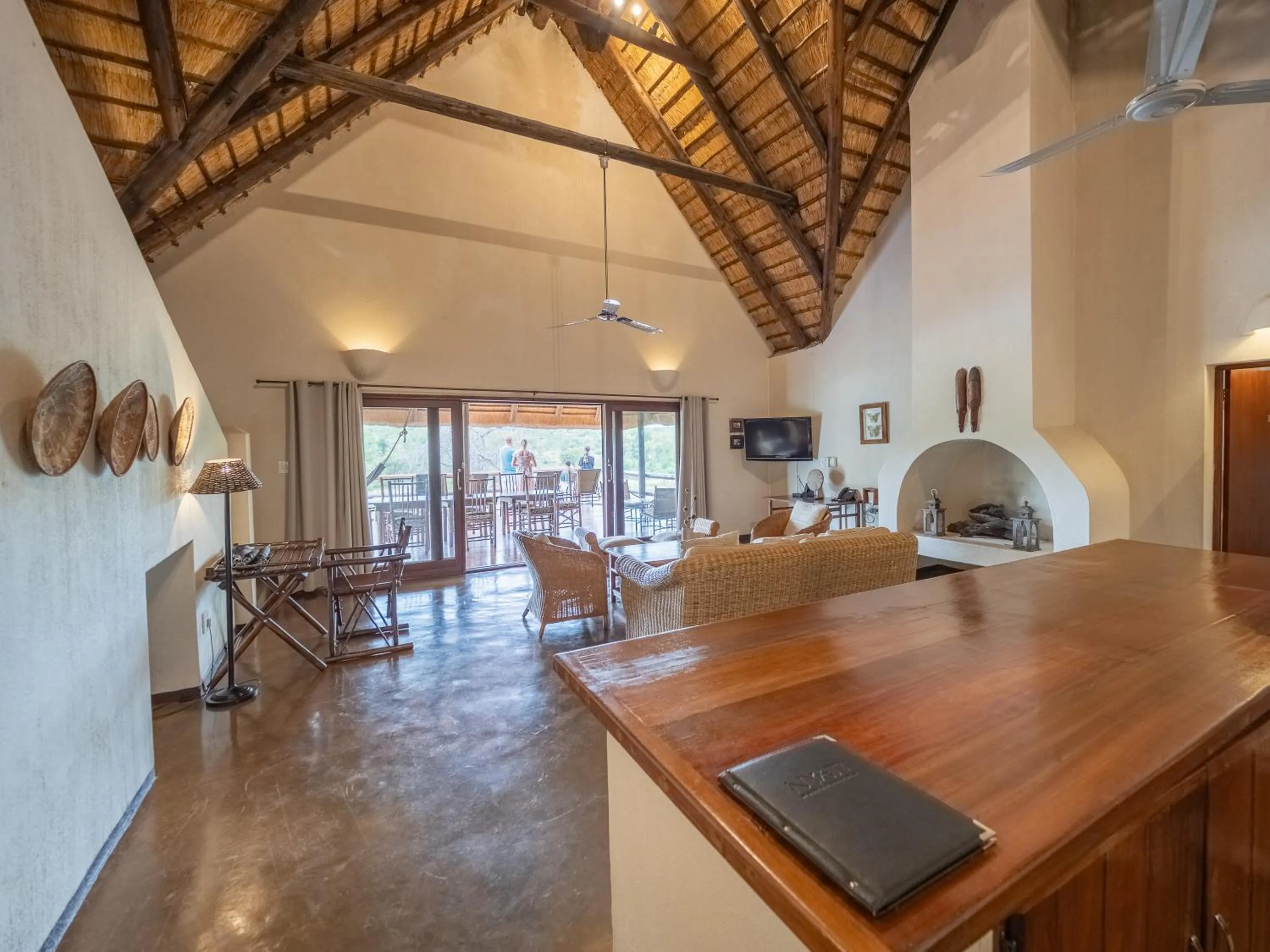 TV and multimedia in Nyati Safari Lodge