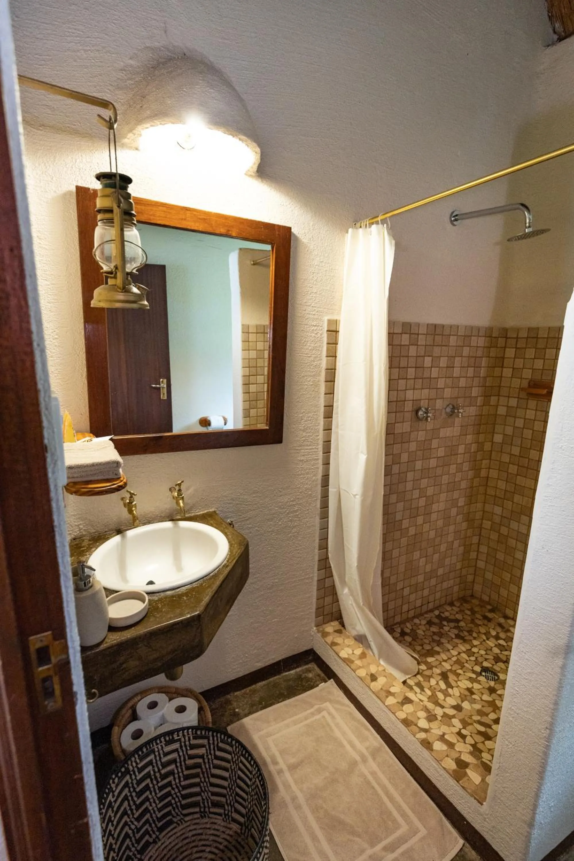Shower in Nyati Safari Lodge