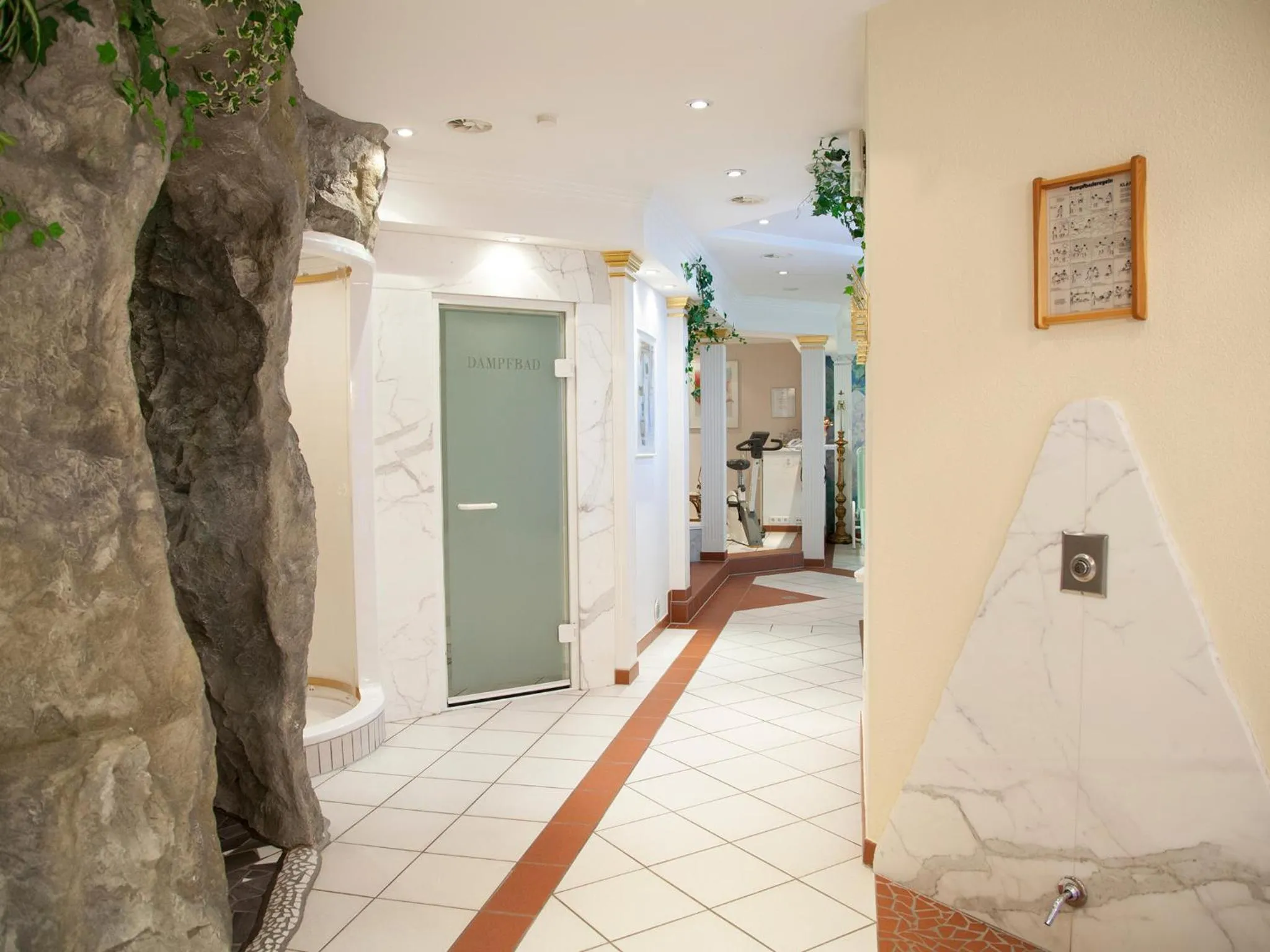 Steam room in Hotel Neder