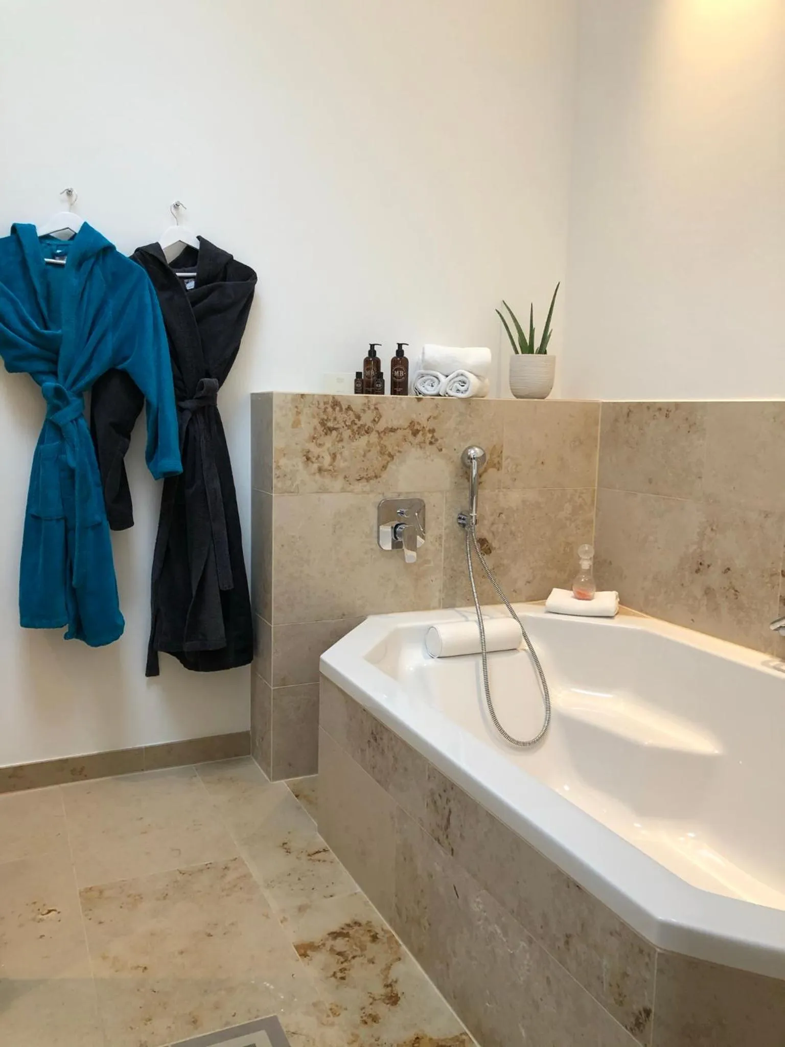 Bathroom in The Starnbergsee Hideaway