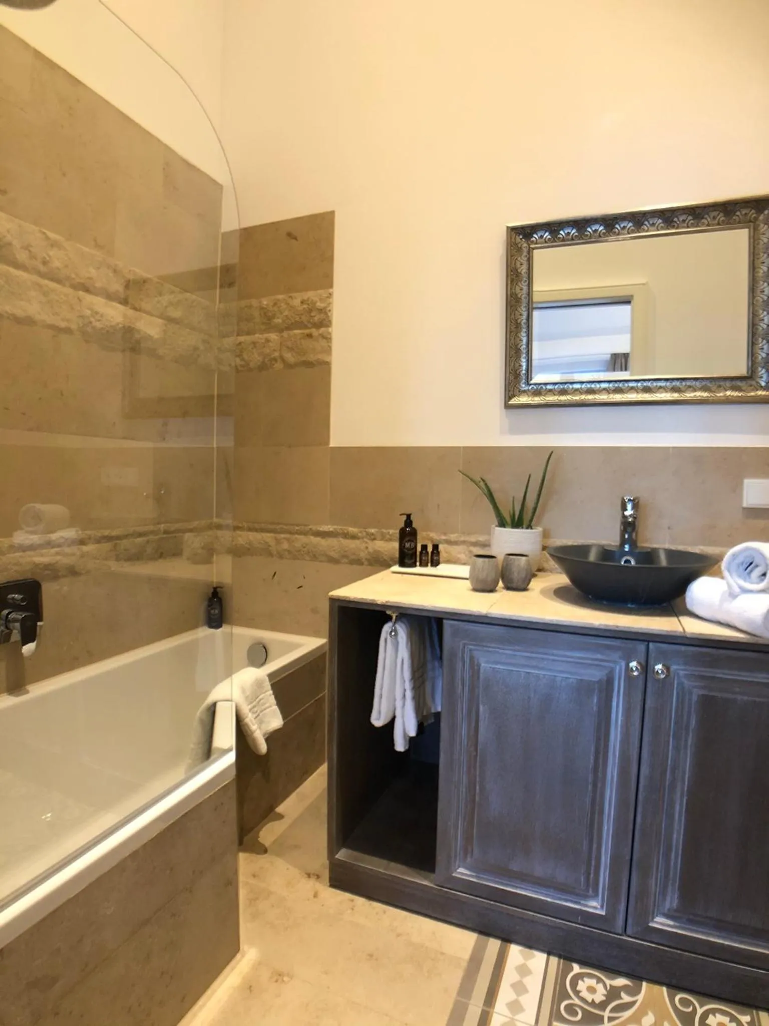 Bathroom in The Starnbergsee Hideaway