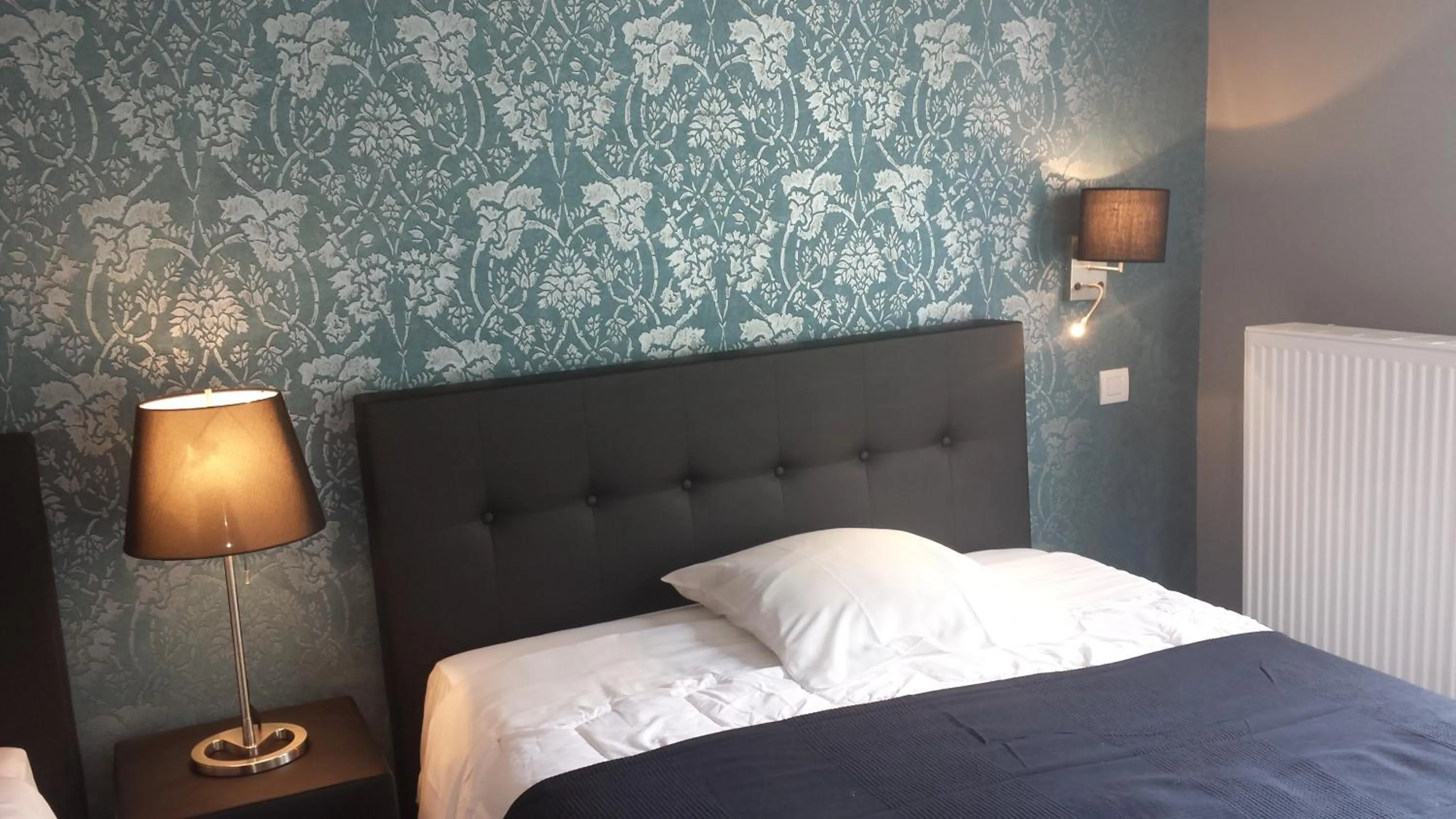 Bed in Hotel La Fayette