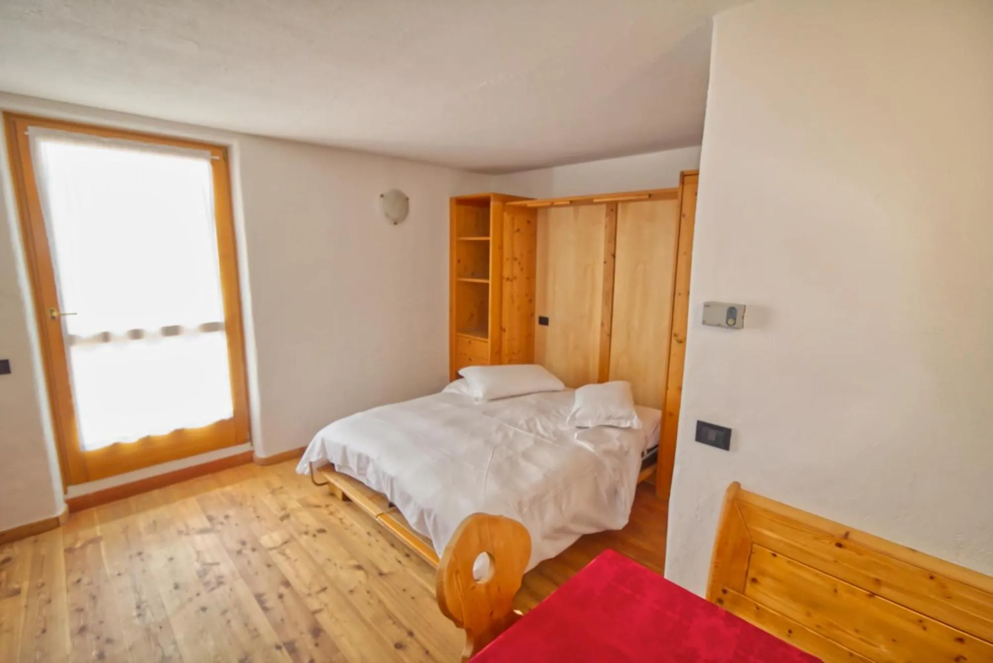 Photo of the whole room, Bed in Residence Miramonti