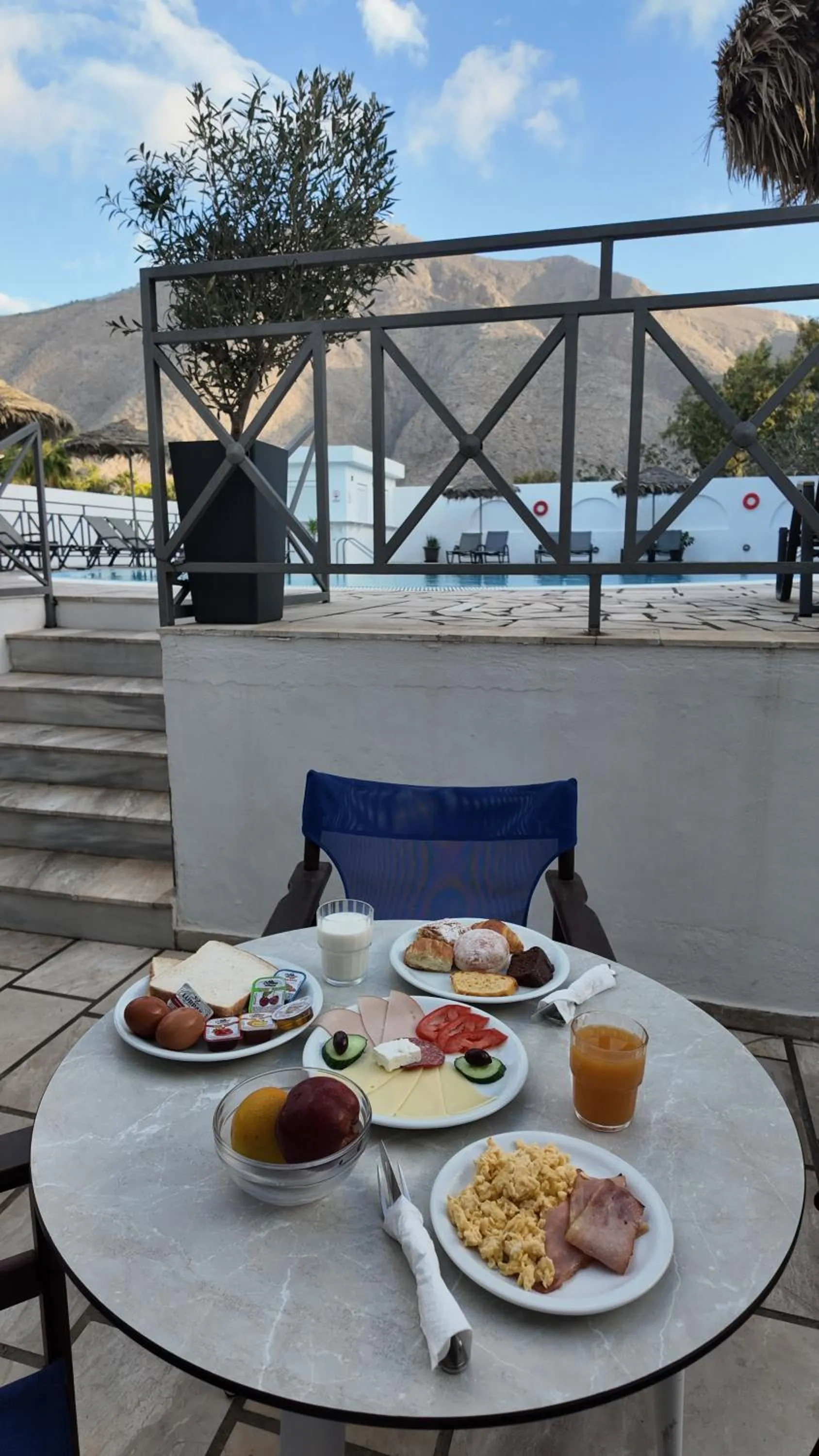 Breakfast in Hotel Marybill