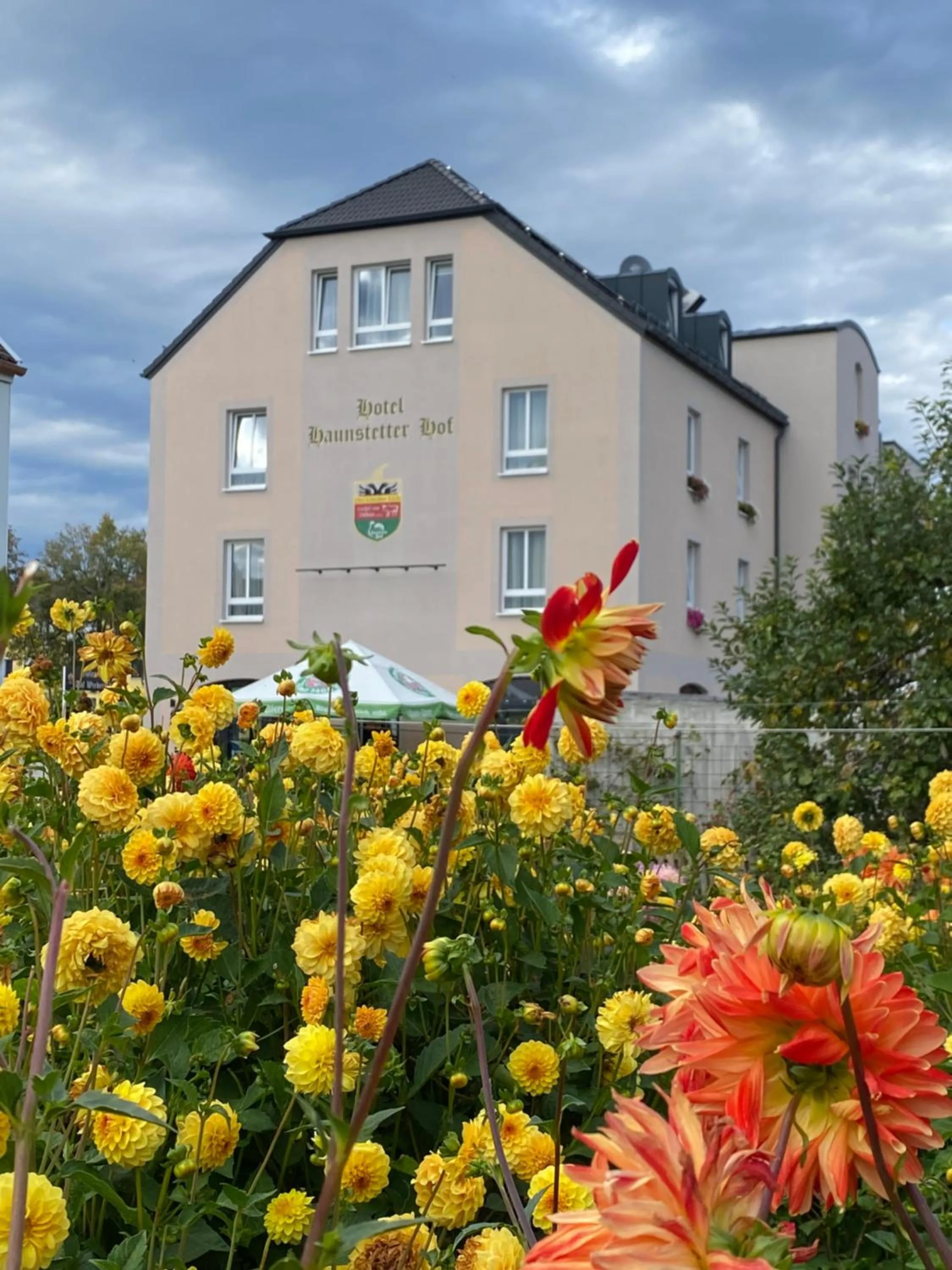 Property building in Hotel Haunstetter Hof Augsburg