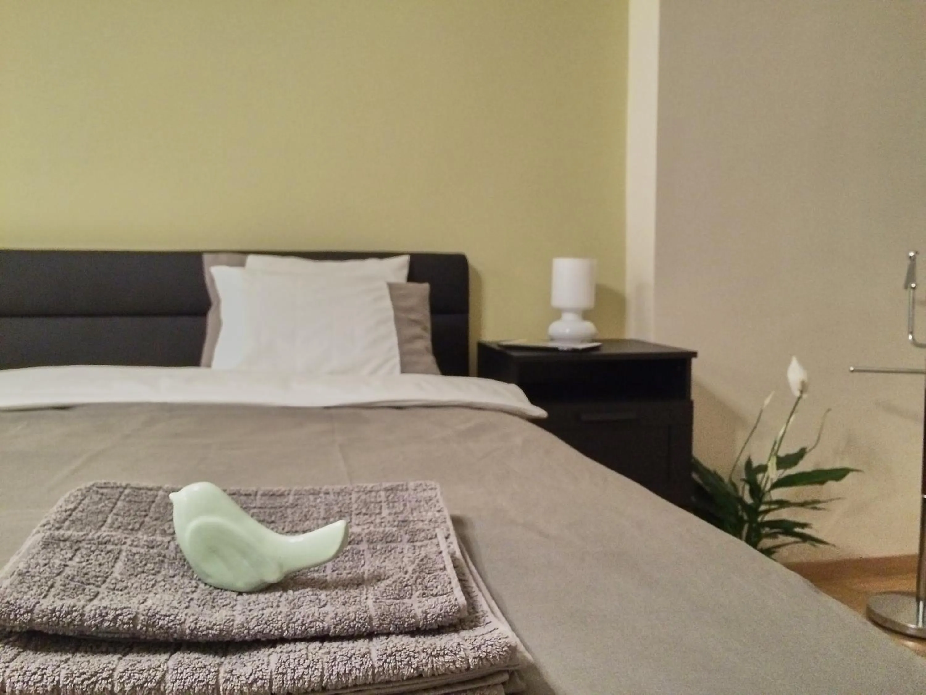 Property building, Bed in Dove Budapest | Apartment