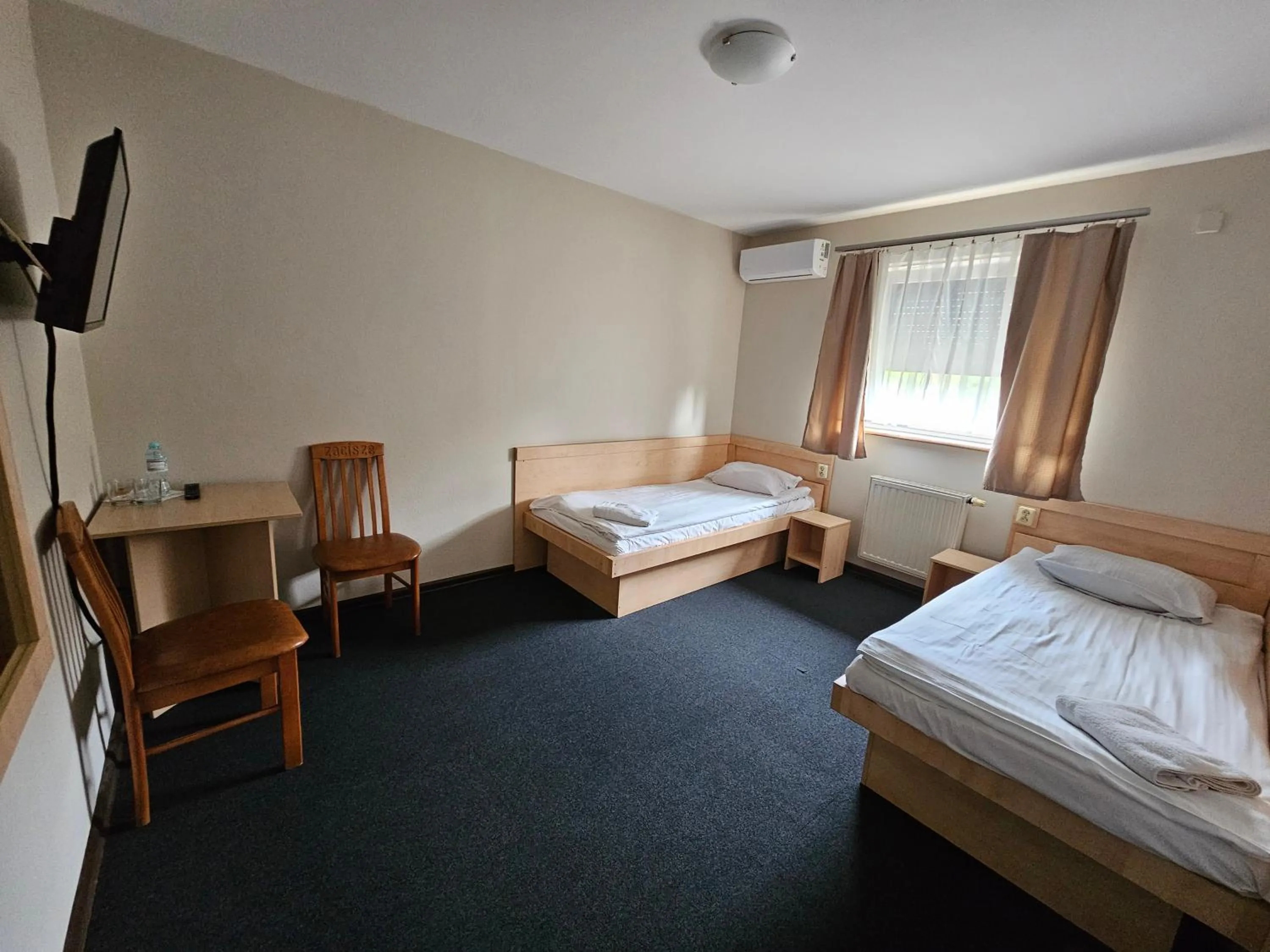 Bed in "Zacisze"